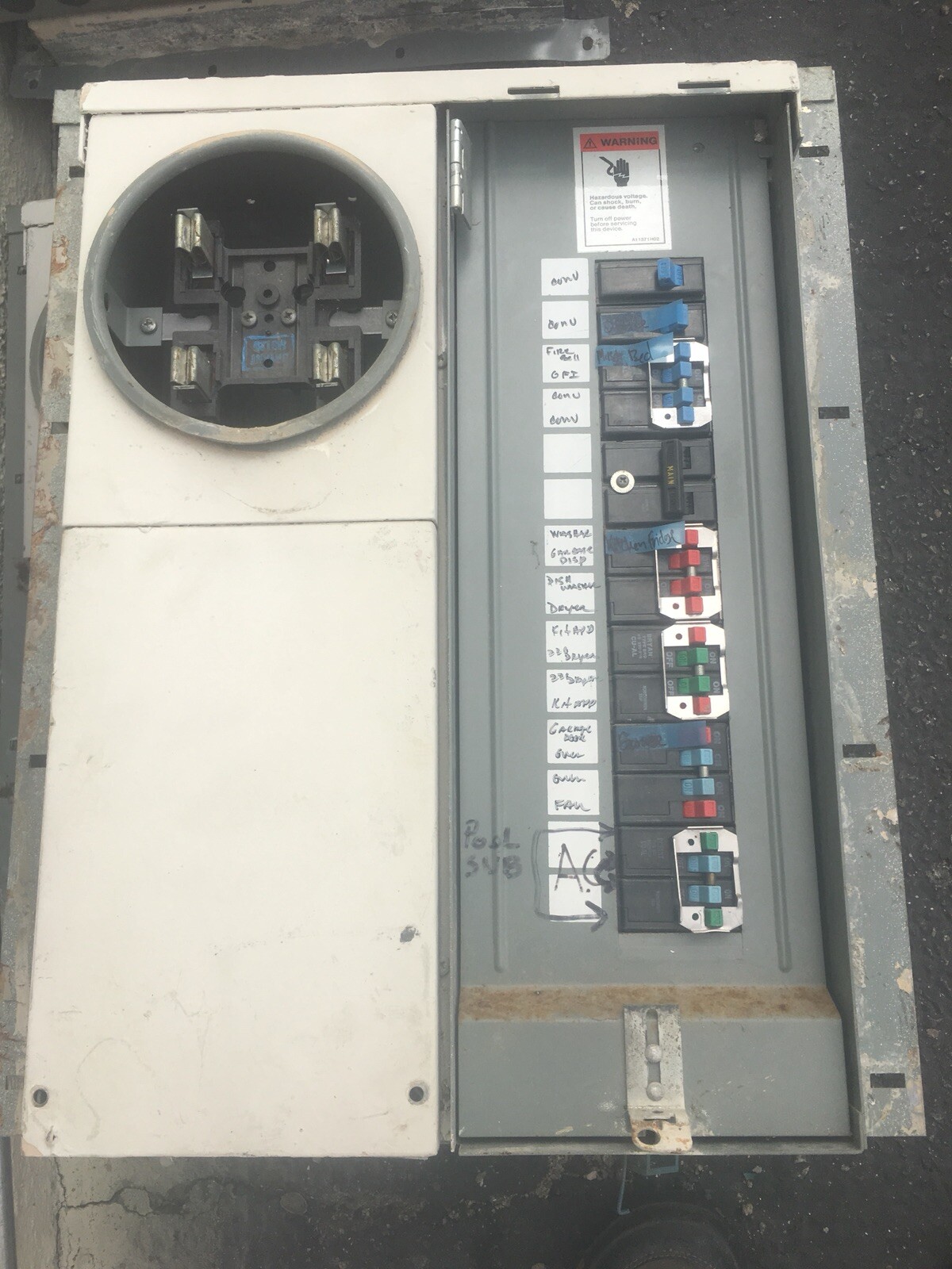 BRYANT DEAD FRONT COVER 125A MAX. 120/240V 12 SPC + 2 MAYN 14SPC RECONDITIONED