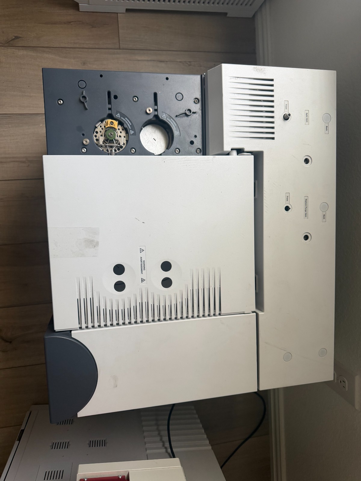 Agilent Technologies 7890B Gas Chromatograph System