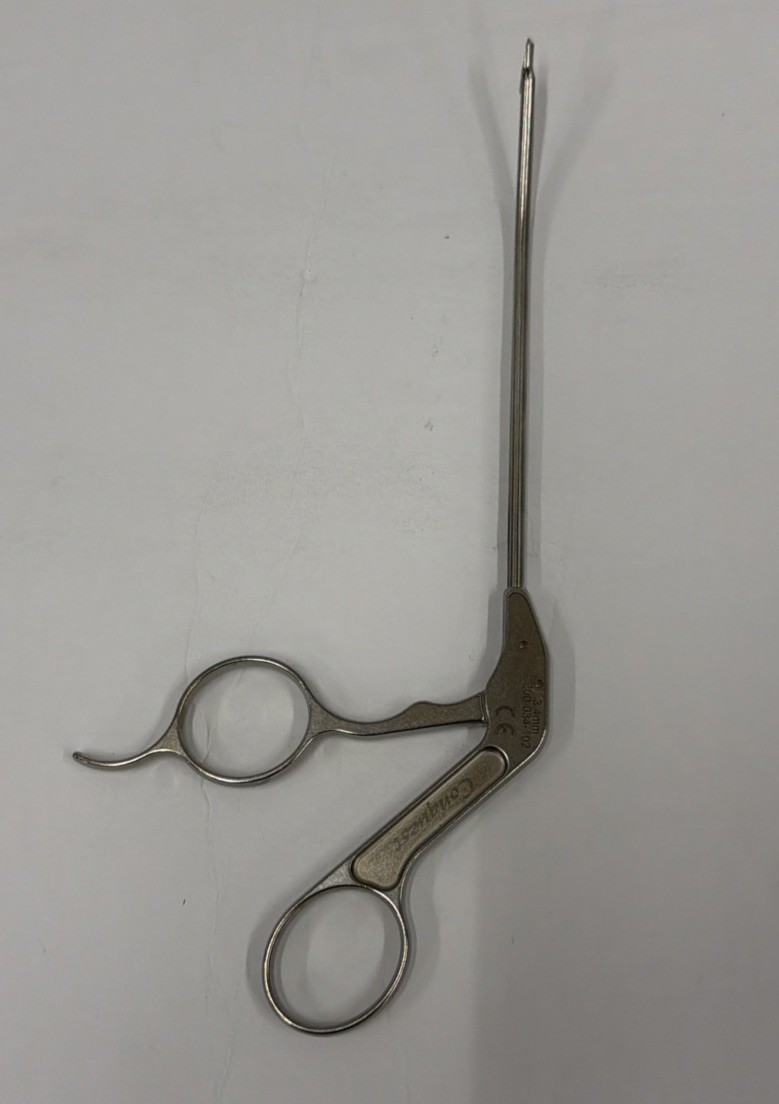 STRYKER CONQUEST 300-034-102 Arthroscopic Curved Left Big Bite Punch 3.4mm 6″