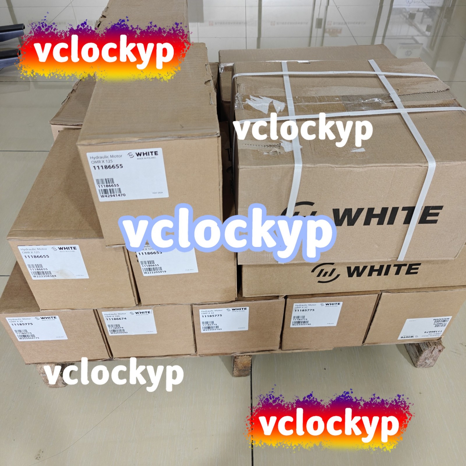 1pcs WHITE DANFOSS Motor OMT500 151B3005