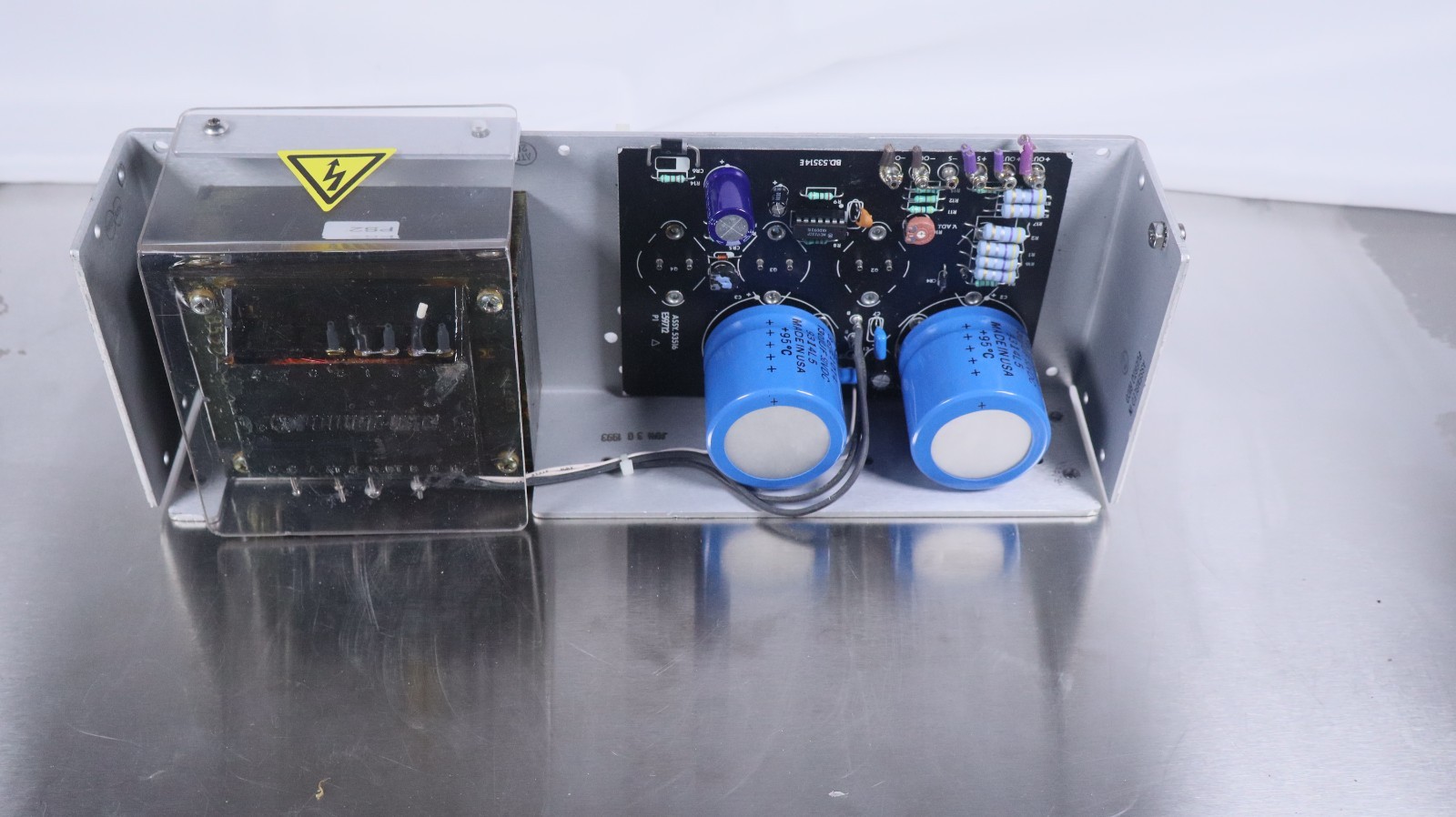 Power-One HE24-7.2A Linear DC Power Supply 24V 7.2A 173W