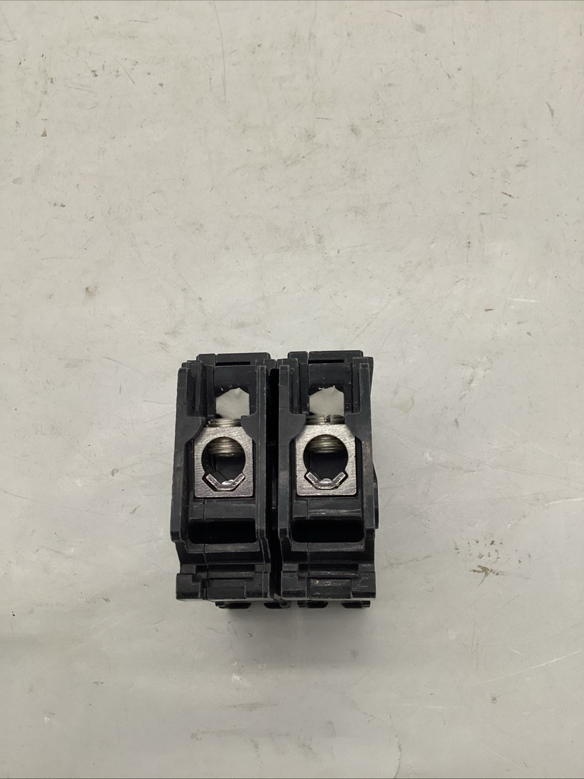 Siemens Q2100 2 Pole 120/240V 100 Amp Circuit Breaker