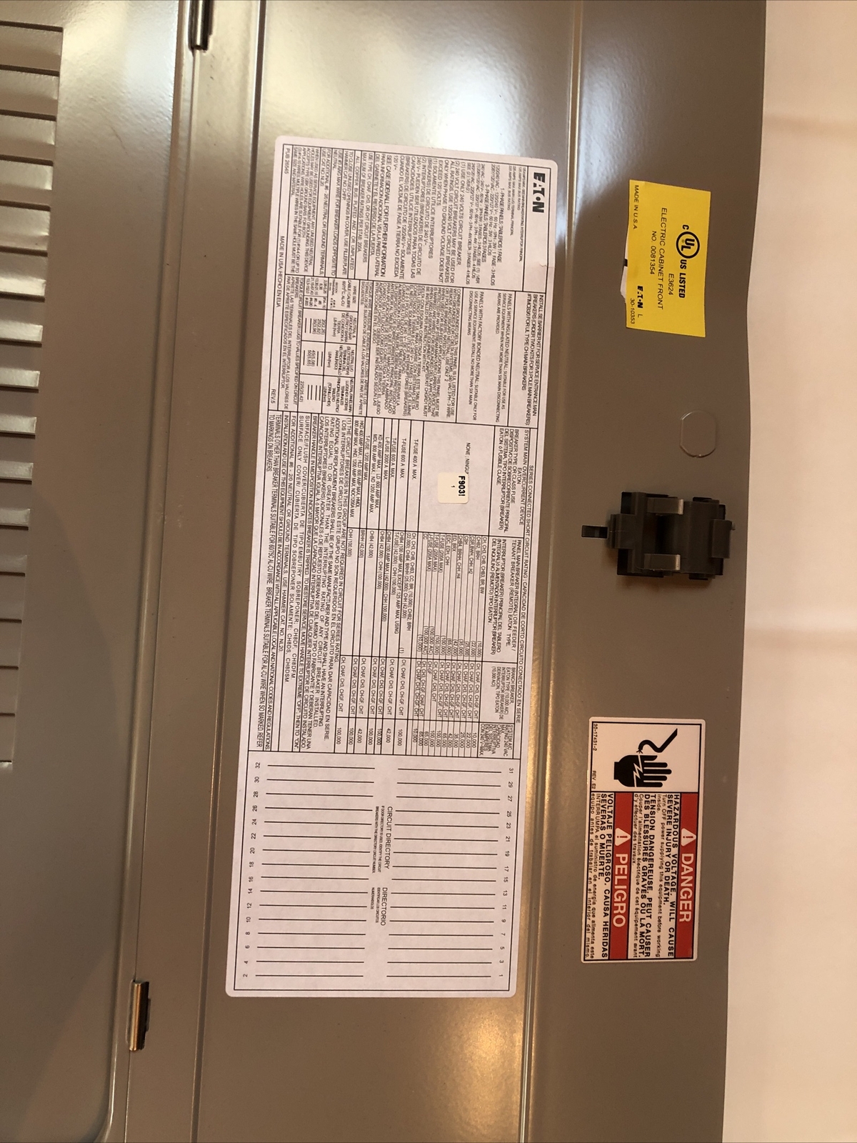 Eaton Flush/Surface Mount Cover for D Size 29″ CH8DF 12-32 Space Breaker Panel
