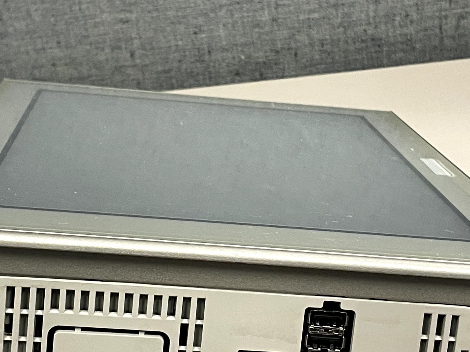 Pro-Face 3280024-13 Touchscreen Operator Interface – Working Used