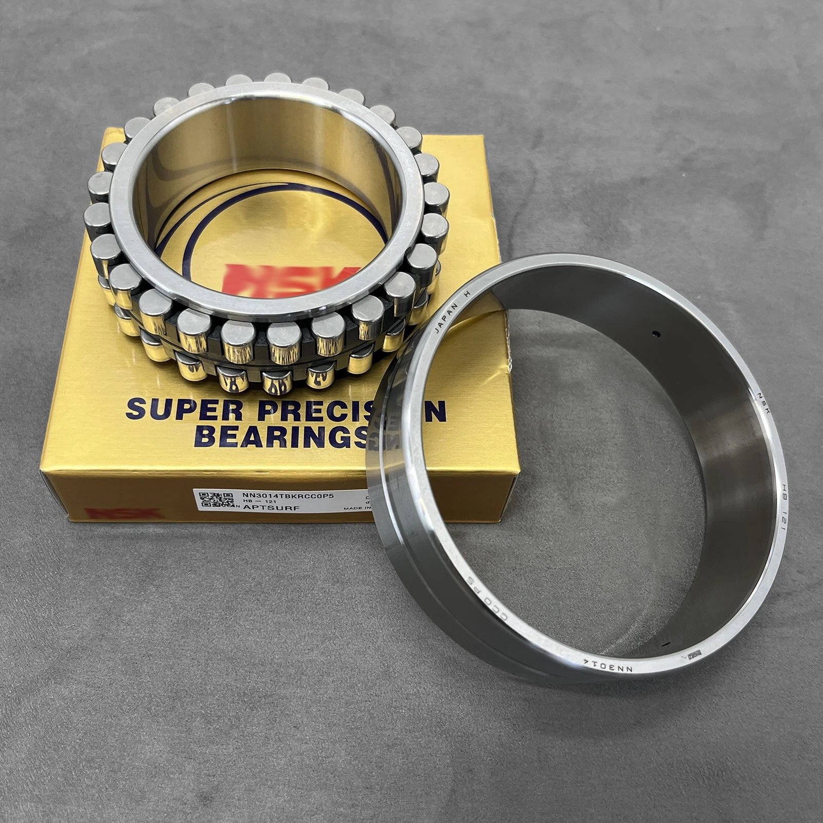 NEW Double-Row Cylindrical Roller Bearing For NSK NN3014TBKRCC0P5 US