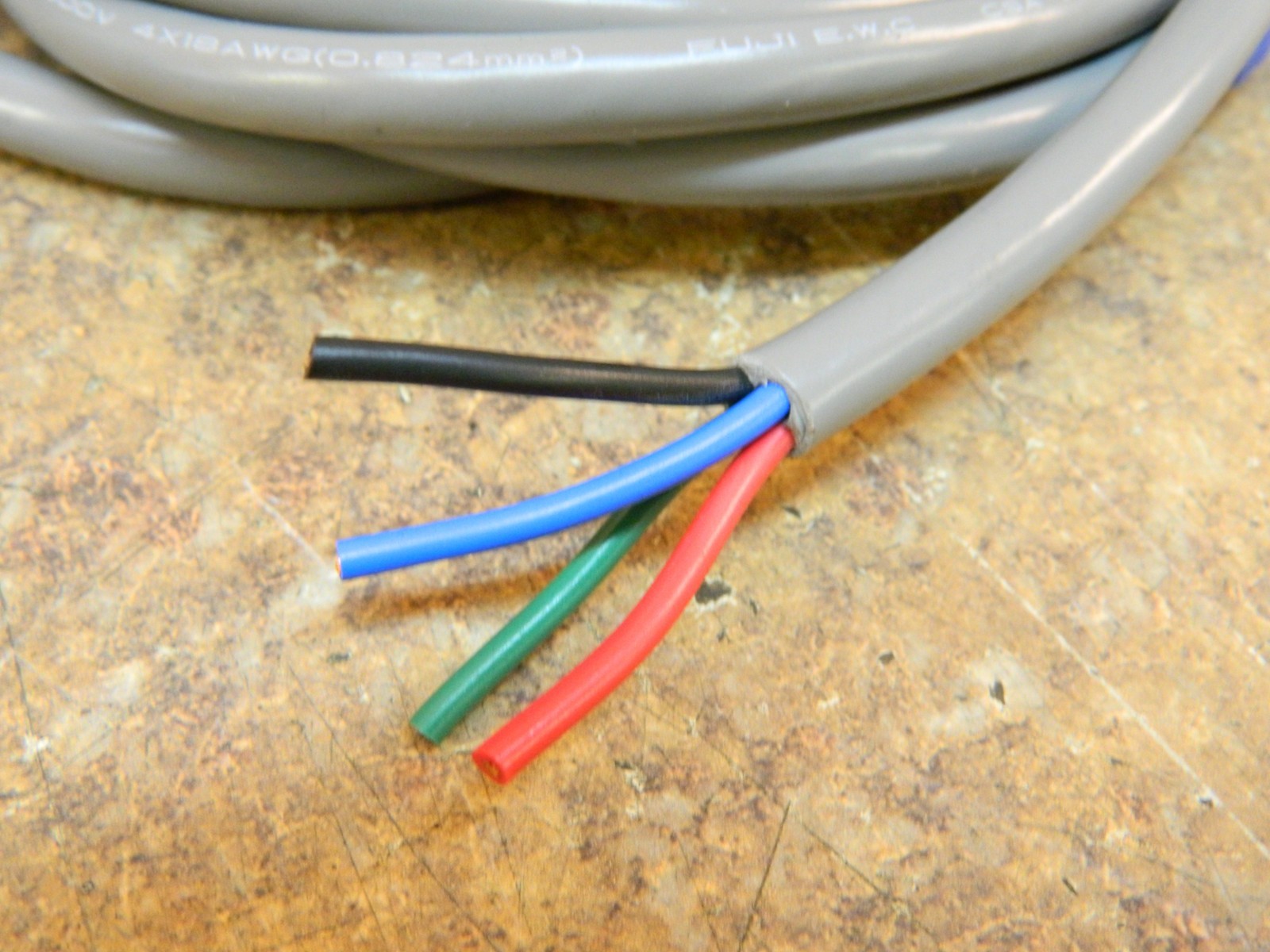 OMRON D4C-1602 Limit Switch Roller Plunger SPDT NO/NC 9′ Cable