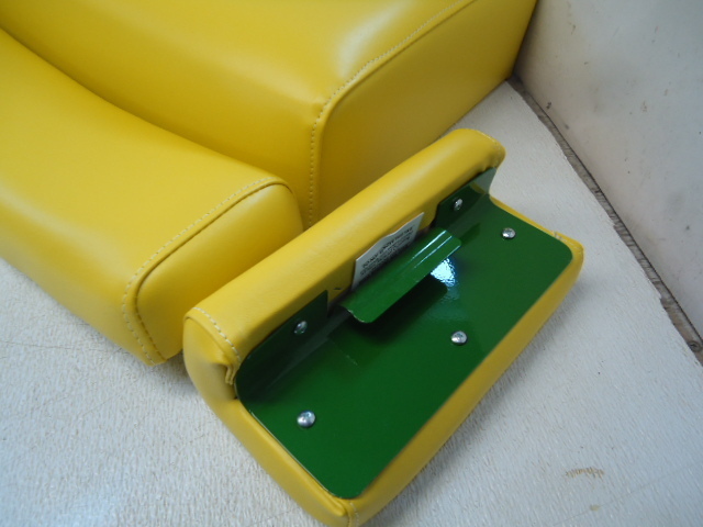 NEW Complete Seat Set with Arm Rests For John Deere 530 630 620 720 730 Tractor