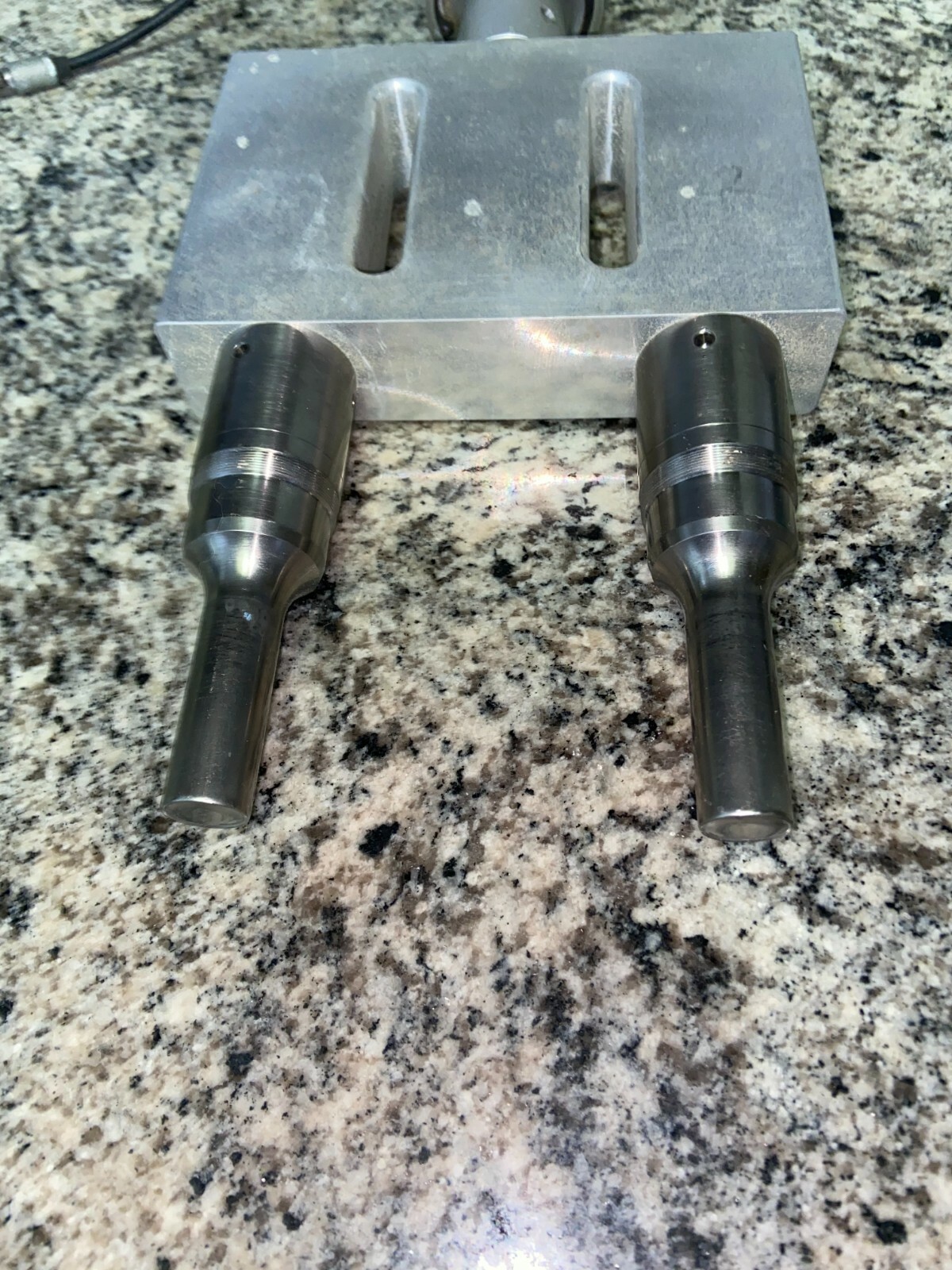 Branson 20 kHz Ultrasonic Welding Transducer with a Dual-Point Custom Horn Assy