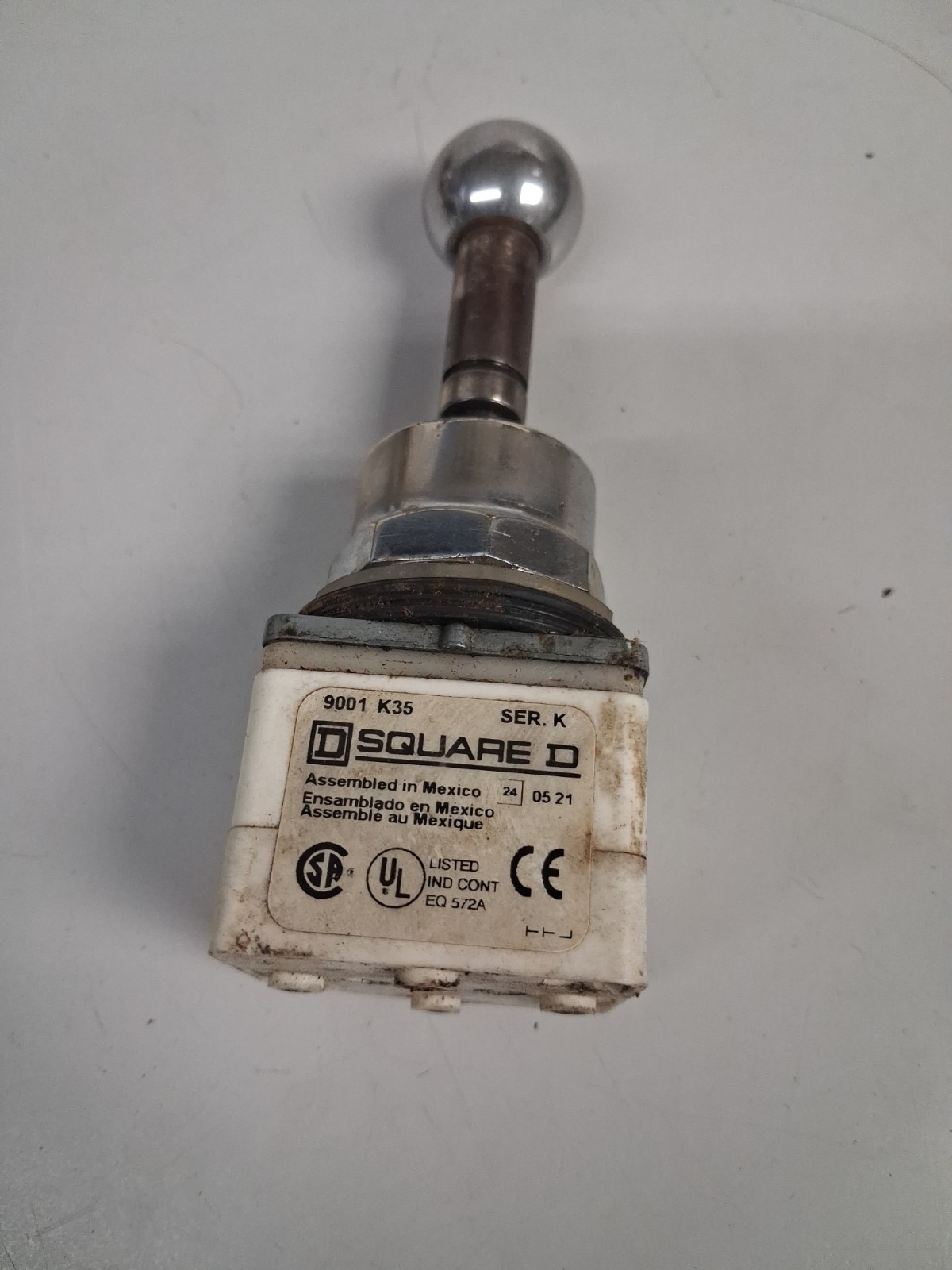 SCHNEIDER ELECTRIC SQUARE D 9001K35H2 JOY STICK 5 POSITIONS STEEL NOB SER.K