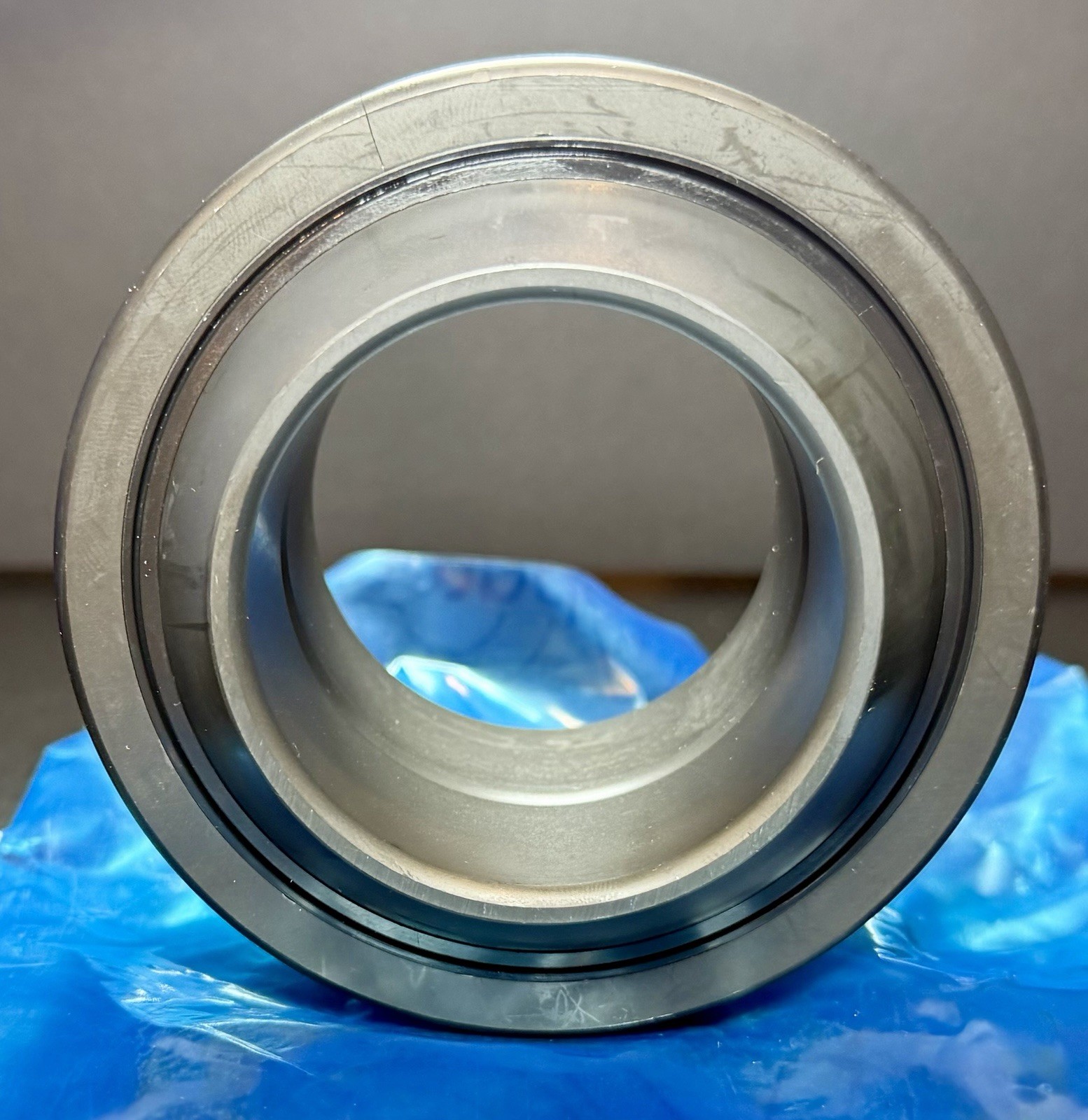 NEW OEM VOLVO VOE16954925 16954925 Spherical Plain Bearing Fit In Description