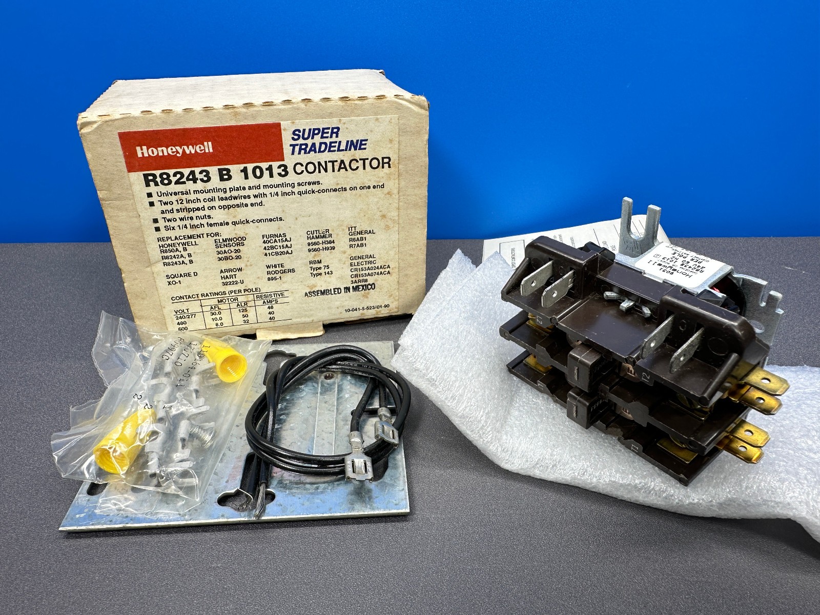 HONEYWELL R8243 B 1013 CONTACTOR SUPER TRADELINE 9031 R8243-B-1013