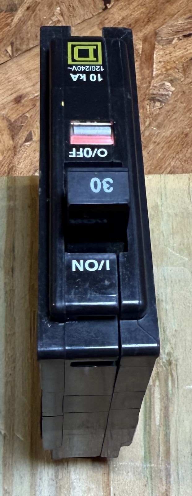 Square D QO130 1P 30A Miniature Circuit Breaker