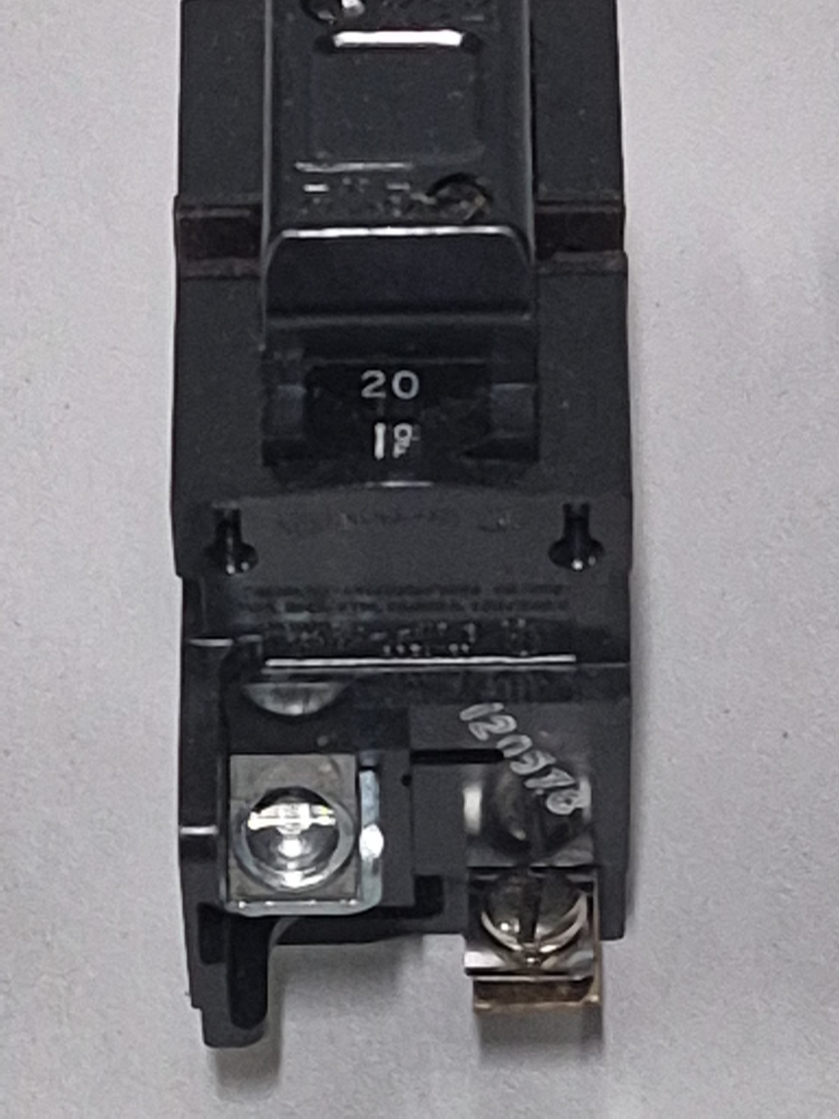 Siemens ITE P220 2P 20A 120/240VAC Bolt-On Pushmatic Circuit Breaker 10kA