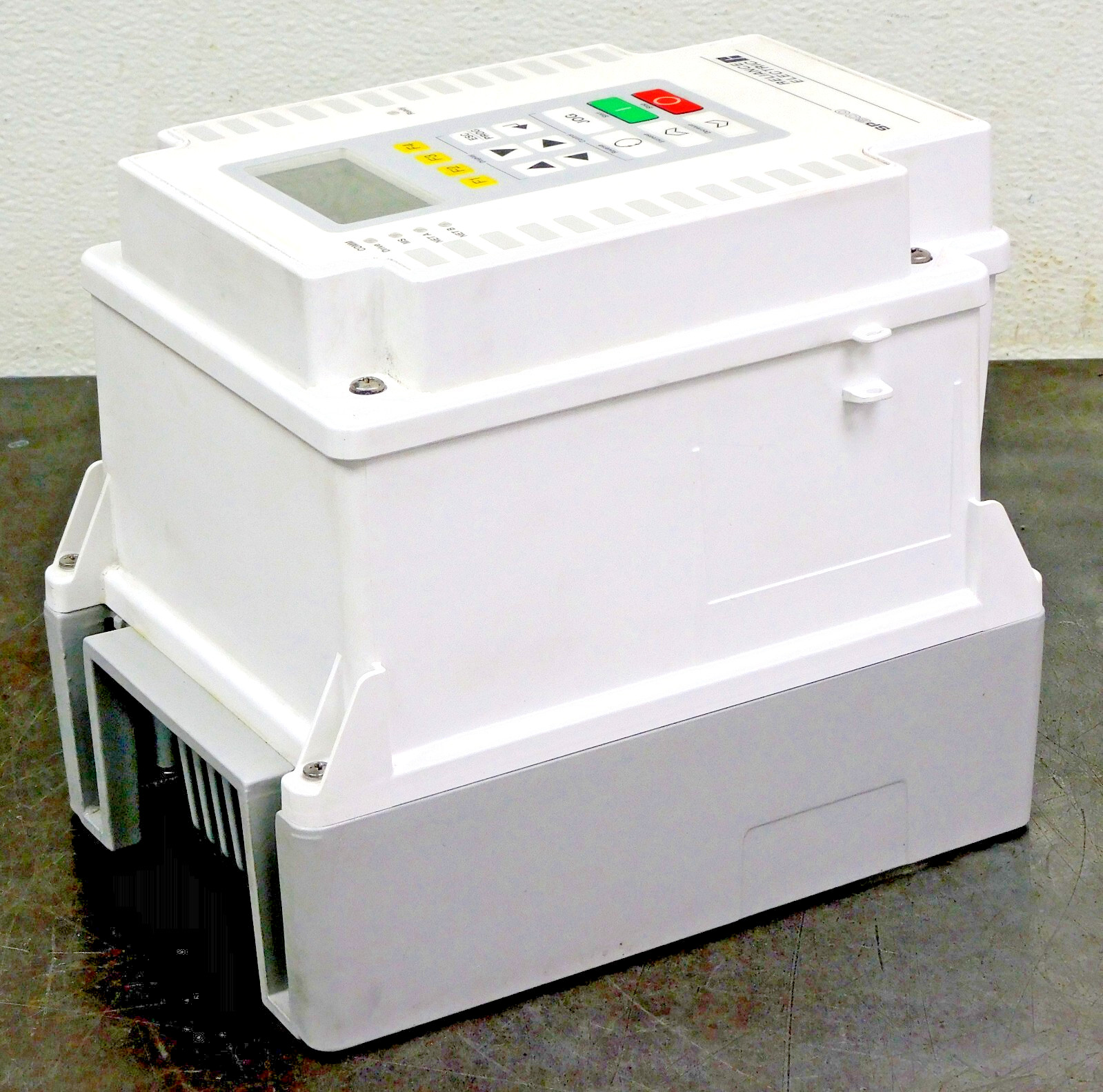Reliance Electric – 6SP44X-2P1CTAN Series A Normal Duty Power AC Drive 480 V