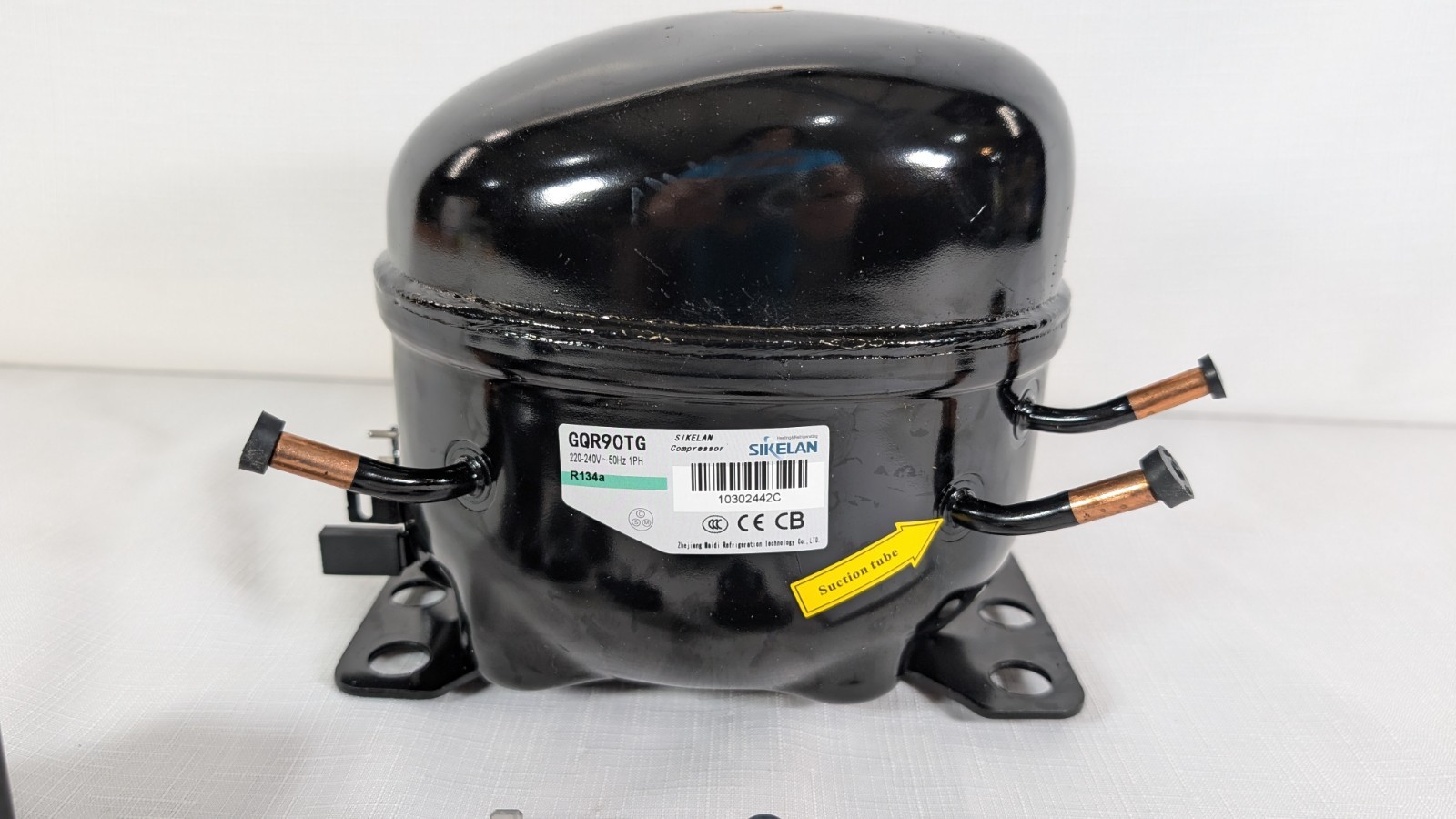Sikelan GQR90TG Refrigeration Compressor 1/3HP 3378BTU 220-240V R134a HBP