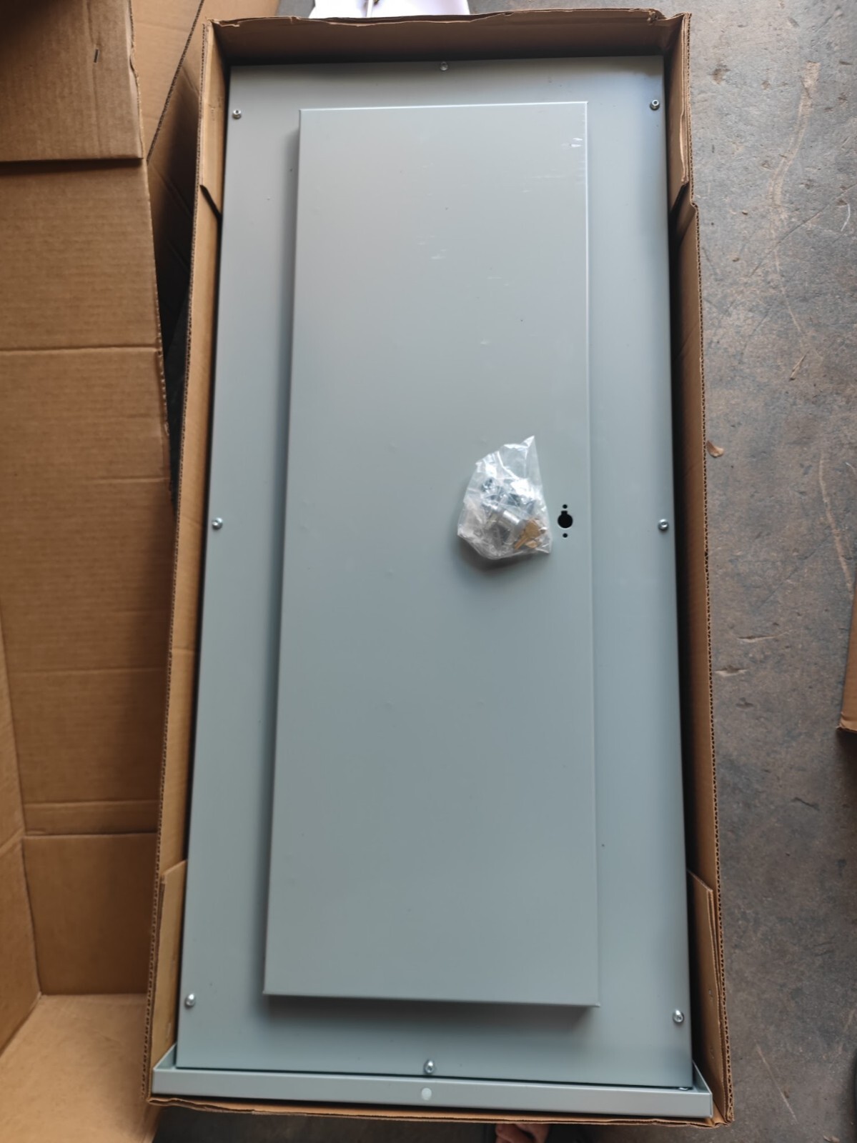 SIEMENS 250 AMP PANELBOARD 480 277 V 3PH 4W 42 Cir NEMA 3R Outdoor Enclosure