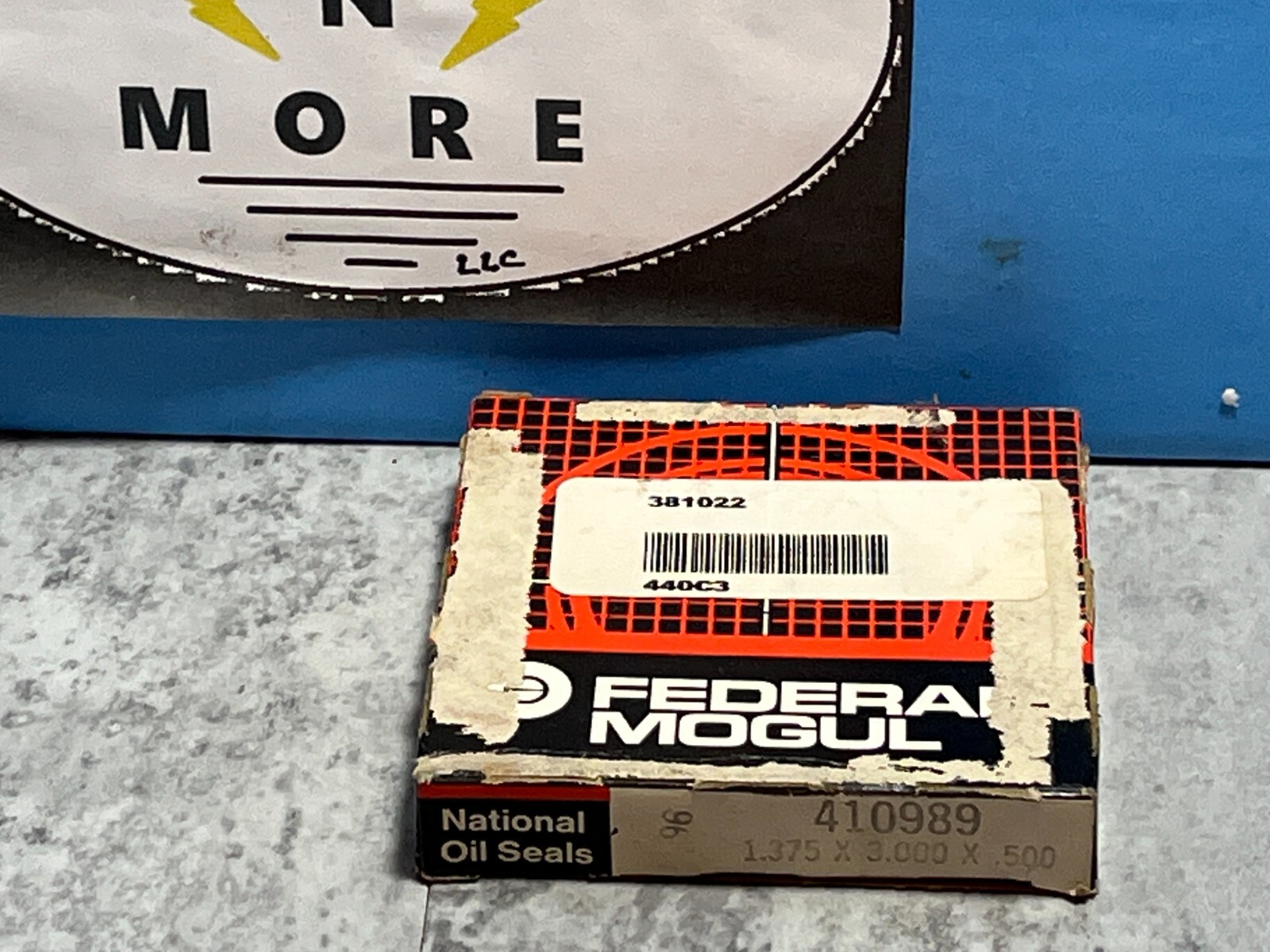 FEDERAL MOGUL/NATIONAL 410989- OIL SEAL, 1.375 X 3.000 X 0.500