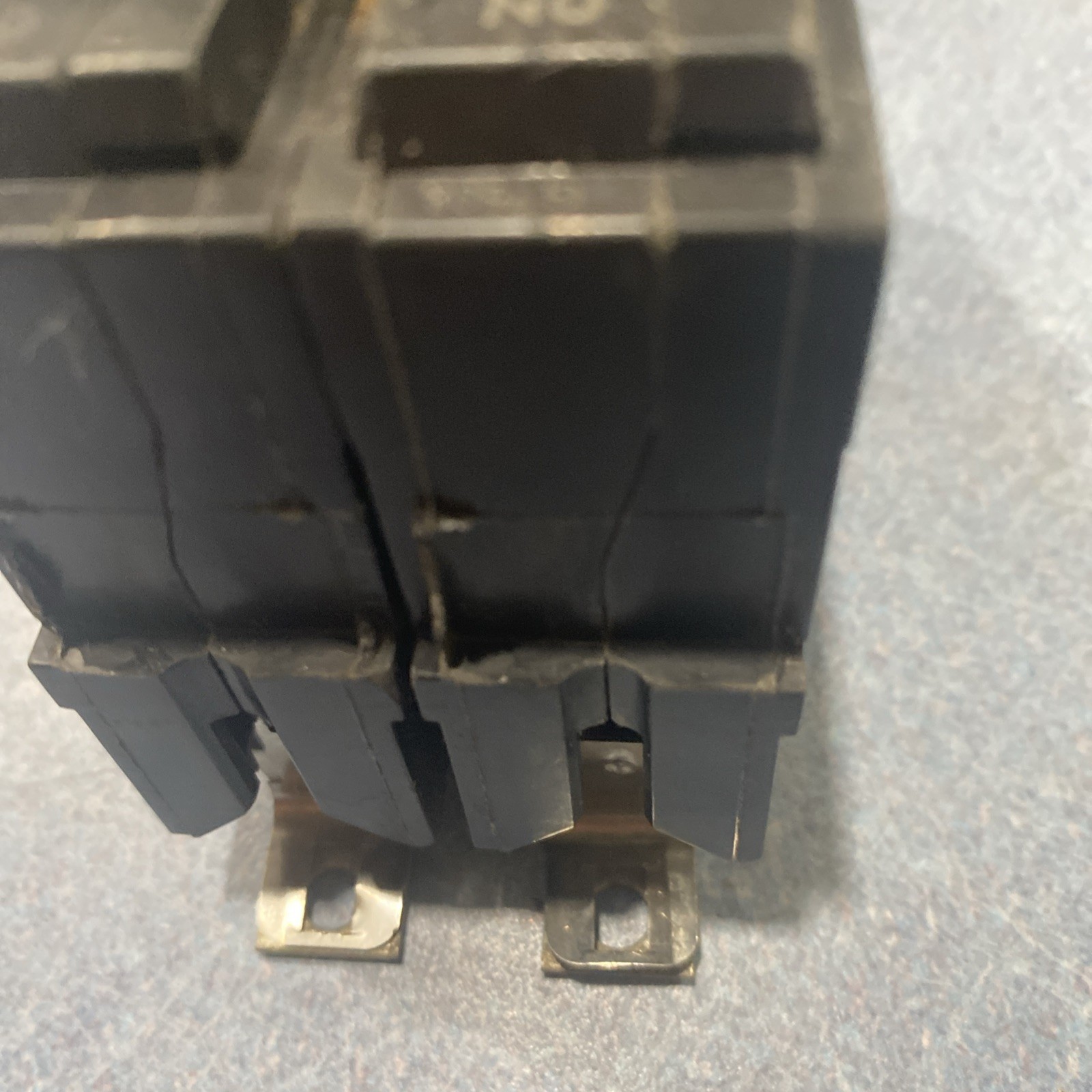 GE THHQB2130 30 Amp 240 Volt 2 Pole Bolt-On Circuit Breaker