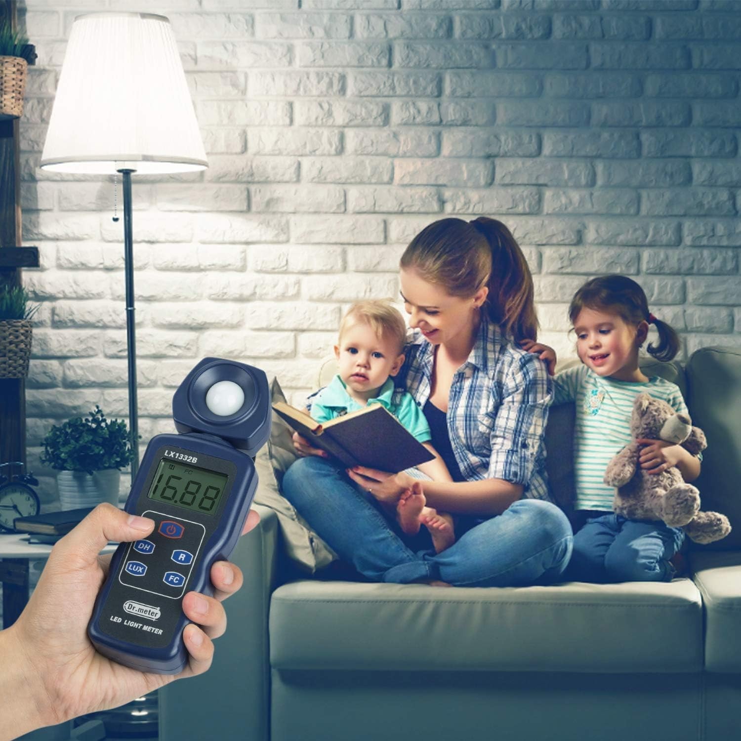 Professional Illuminance Meter for Accurate Light Measurement – 200,000 Lux