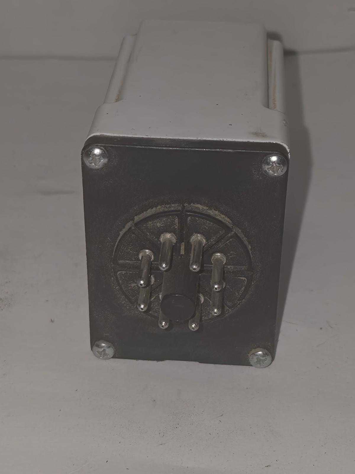 Macromatic TR-50522-22 Time Delay Relay Interval On 120VAC/DC 0.1-10 Min 10A