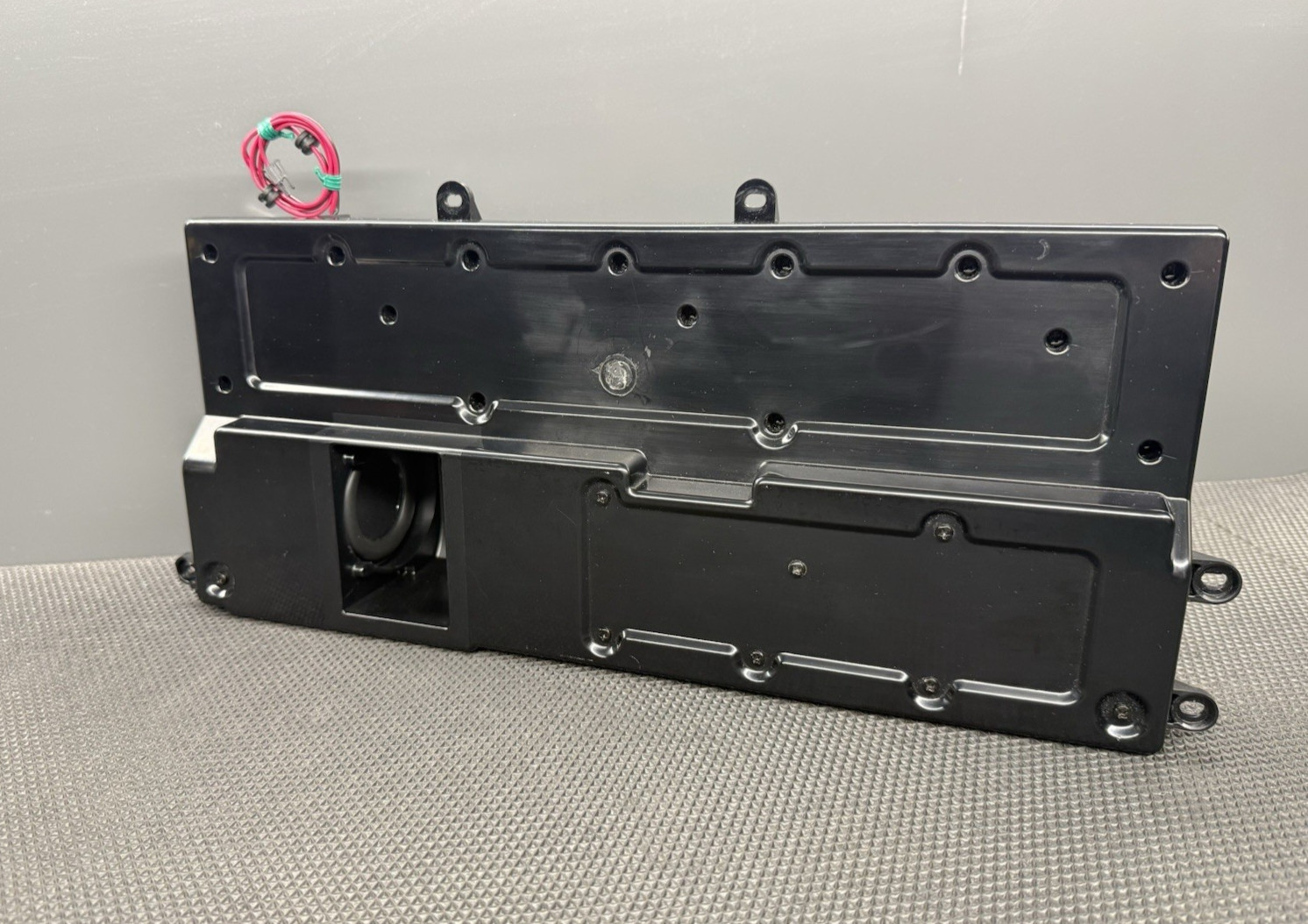 Cisco TelePresence MX300 Speakers, 74-100416-01 -B0, & 74-100421-01 B0