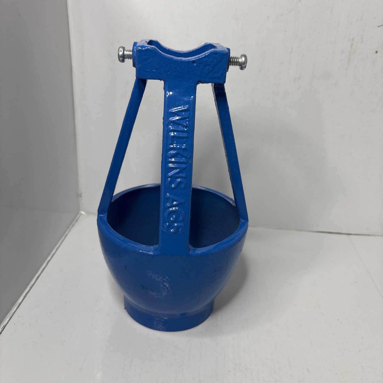 Zurn Wilkins AG-5 Blue Air Gap Regulator 975 Backflow Preventers – New Open Box