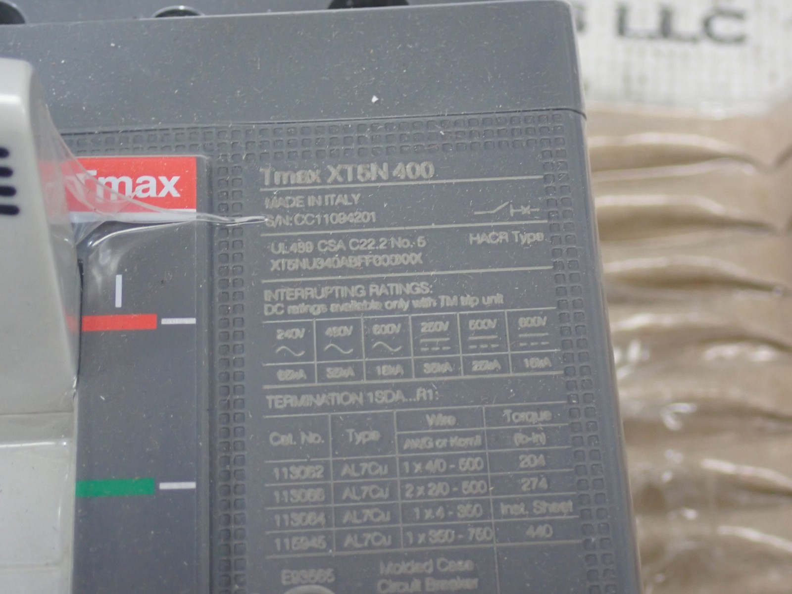 NEW ABB XT5NU340ABFF000XXX SACE TMAX XT5 N 400 3P 600V Circuit Breaker 35kA@480