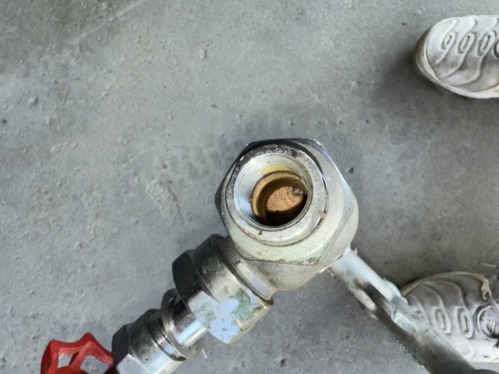 Strahman M-159 mixing valve. Wasn’t used been sitting for a while. SEND OFFERS