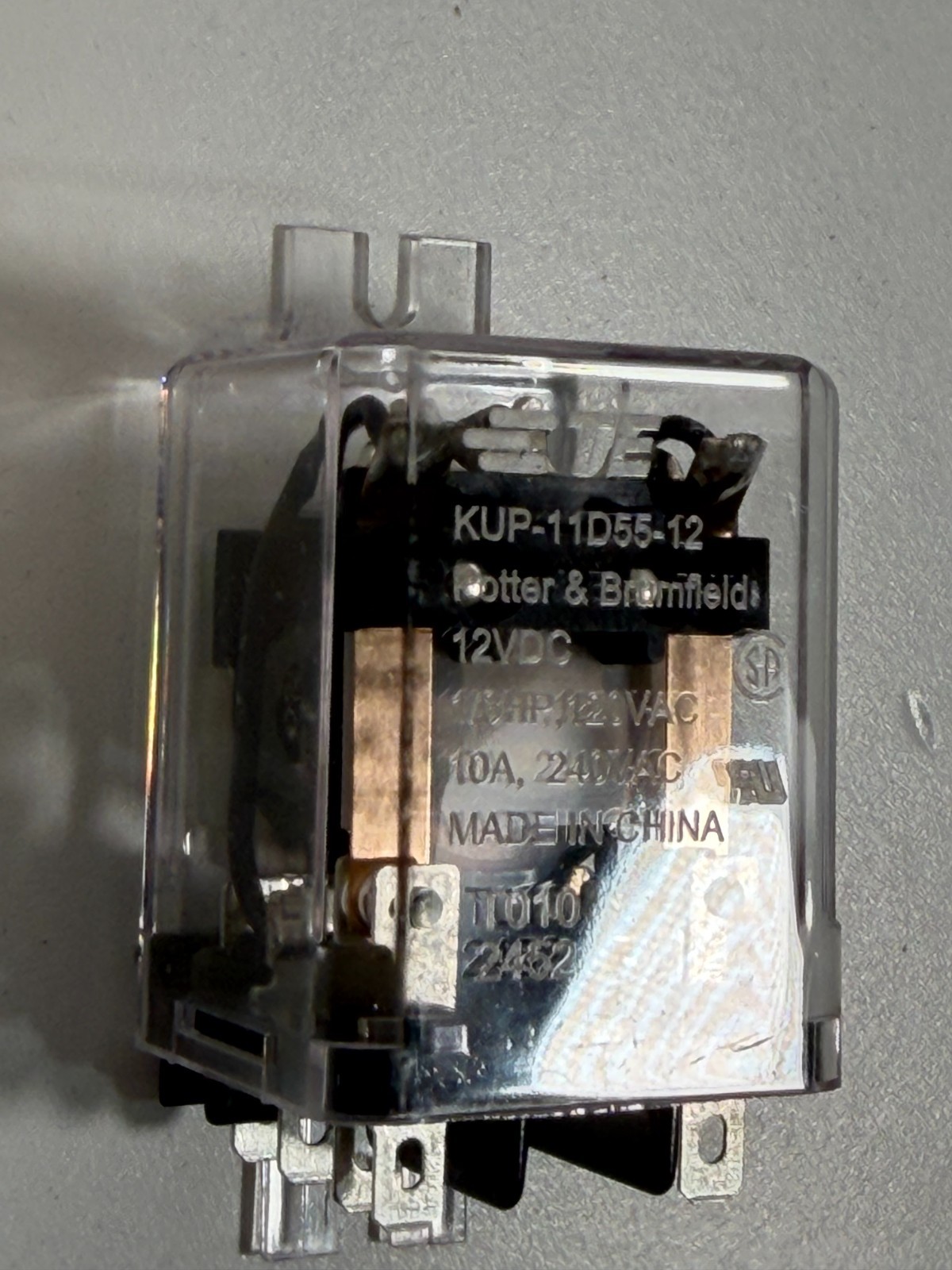 Potter Brumfield KUP-11D55-12 Ice Cube Relay 12 VDC 10 Amp DPDT Mounting Bracket