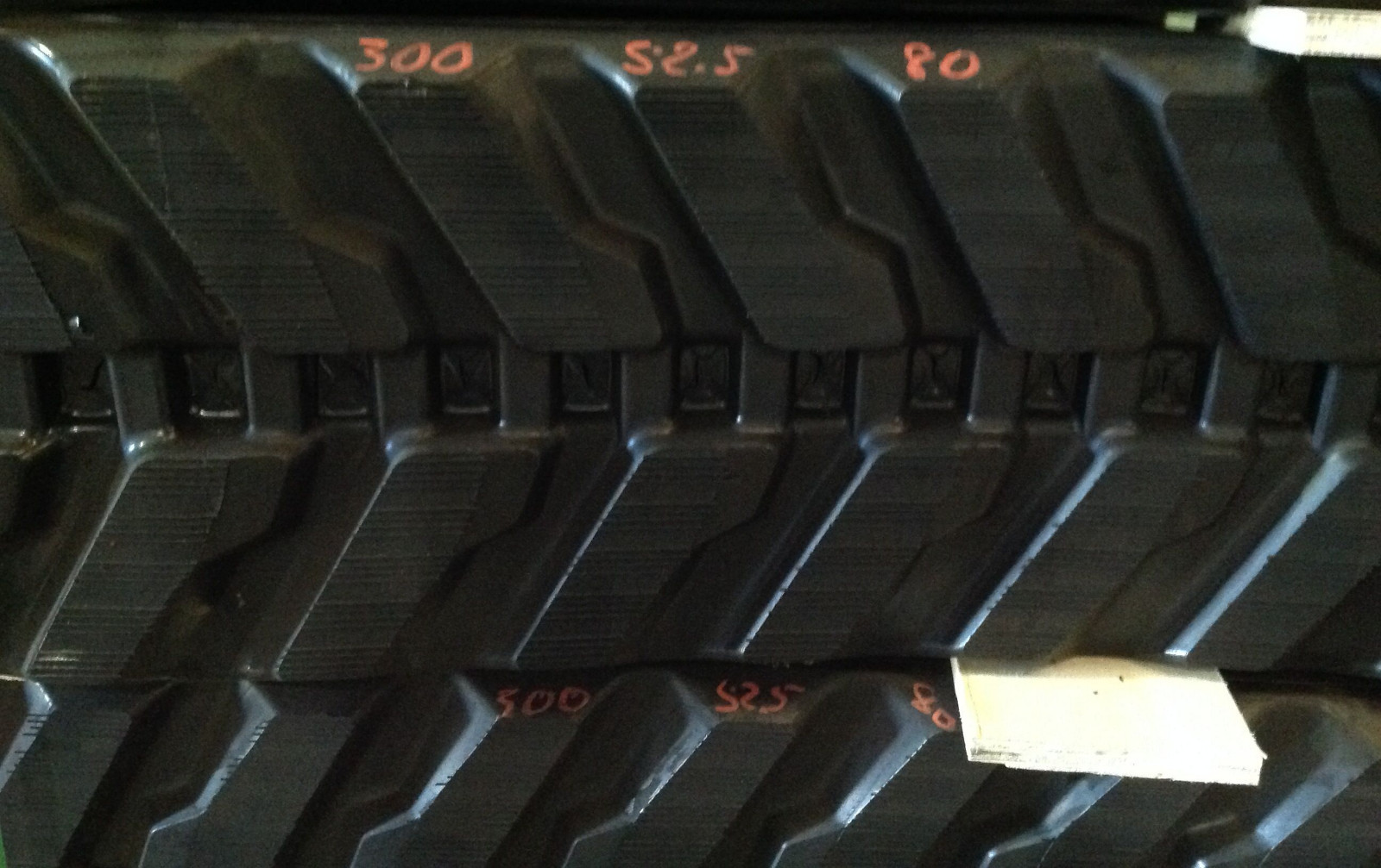 (2- Tracks ) Kubota Rubber Track KX030 KX033-1 KX71-2 KX71-3 KX91 300×52.5×80