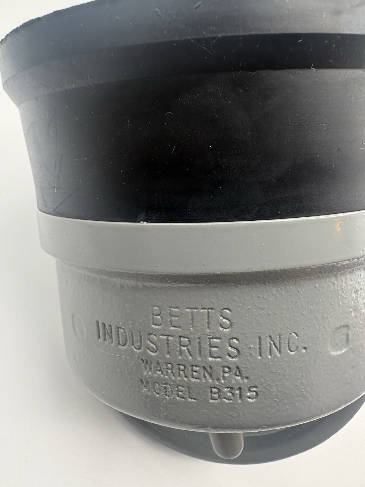 BETTS INDUSTRIES, HALOGEN, WORK LIGHT, Model B315 *read