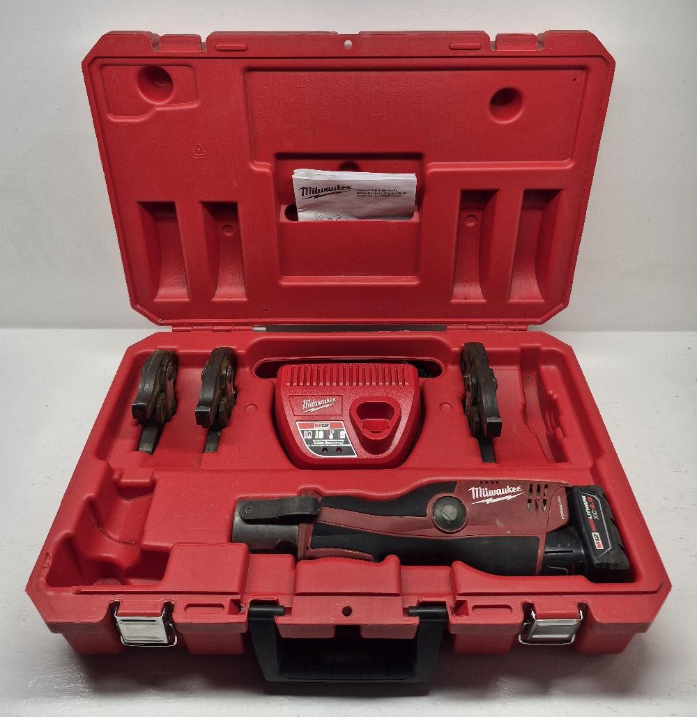 Milwaukee Tools 2473-22 M12 Force Logic 1/2″ Press Tool Kit