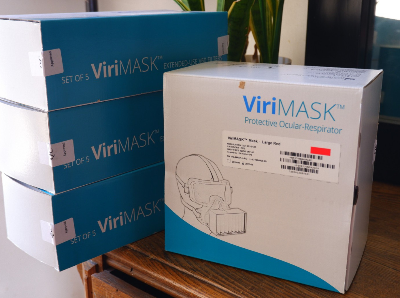 ViriMask Protective ocular respirator Large Red V60+ 10 filters made in Israel