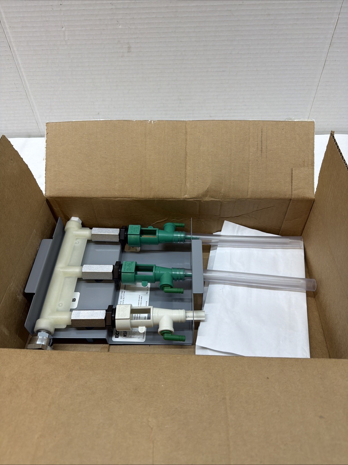 ECOLAB C&CLN 3VLV LLHS Assy 3 Valve Chemical Cleaning Dispenser # 9221-1785