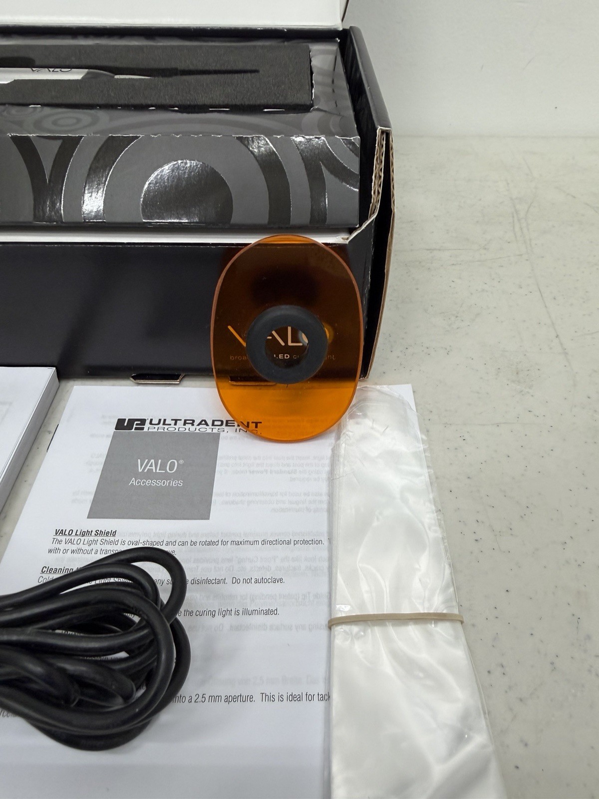 Ultradent VALO Broadband LED Dental Corded Curing Light