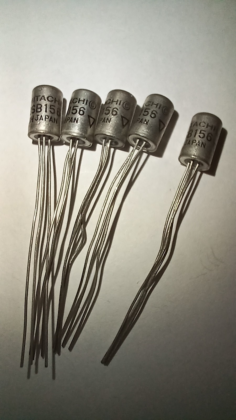 Hitachi 2SB156 PNP germanium transistors/Lot of 5/NOS/TO-1 package