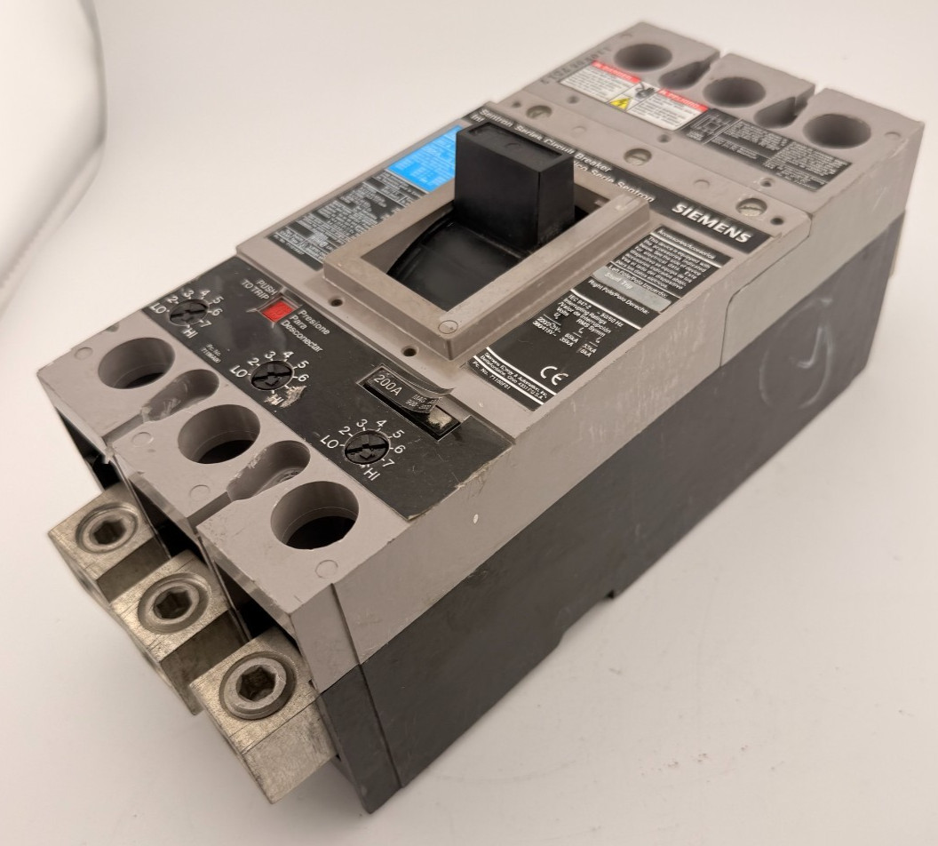 ITE Siemens FXD6 FXD63B250 3 Pole 200 Amp Trip 600V Circuit Breaker – Added Lugs
