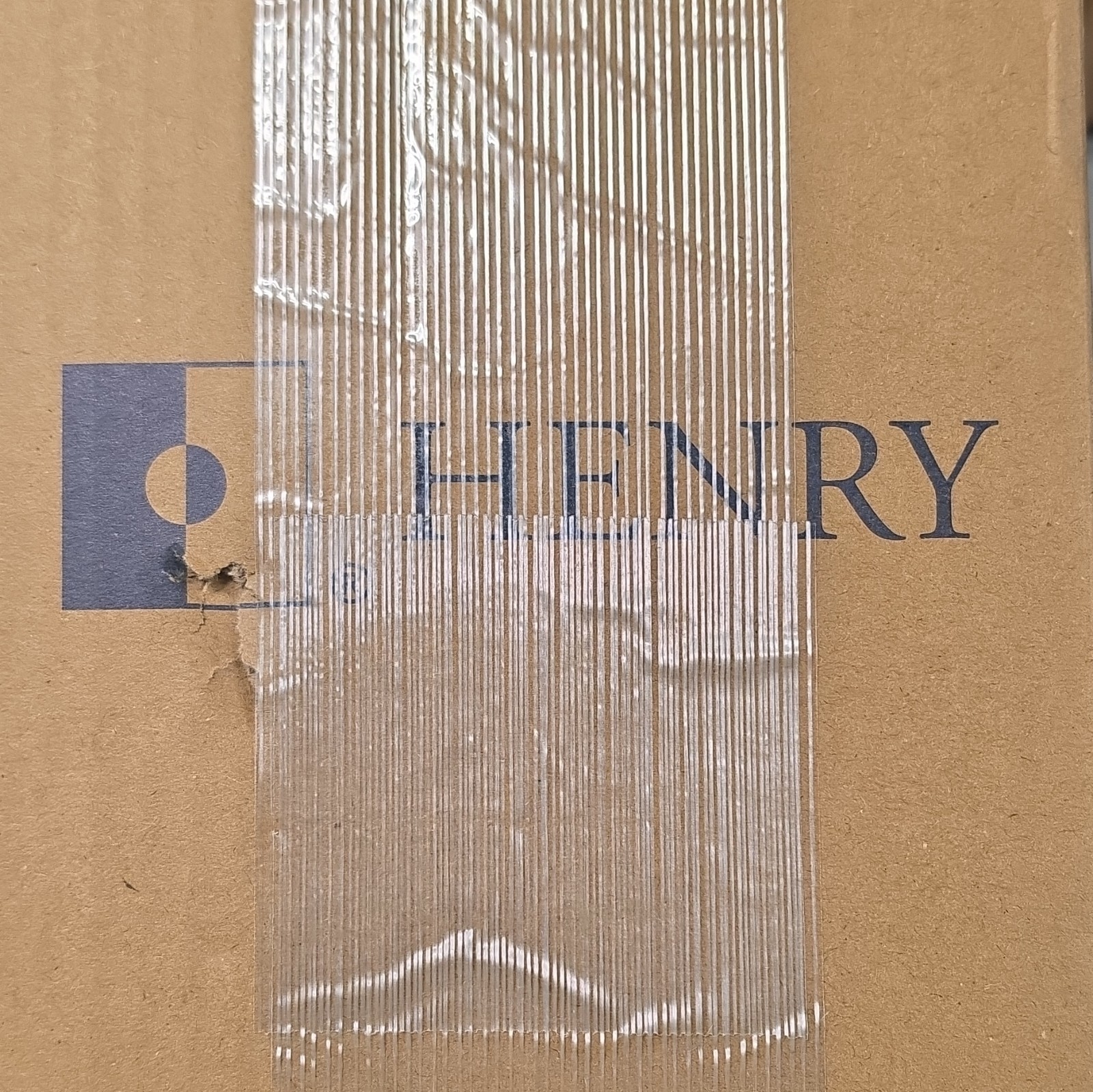 Henry S-9130 , Oil Level Regulator 3/8″ Flare Connections