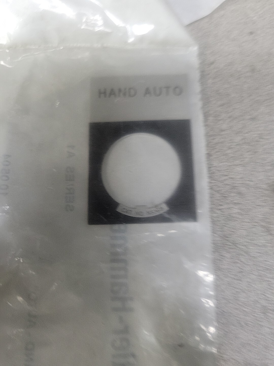 CUTLER HAMMER E22NS39 LEGEND PLATE «HAND-AUTO» SERIES A1 2PCS