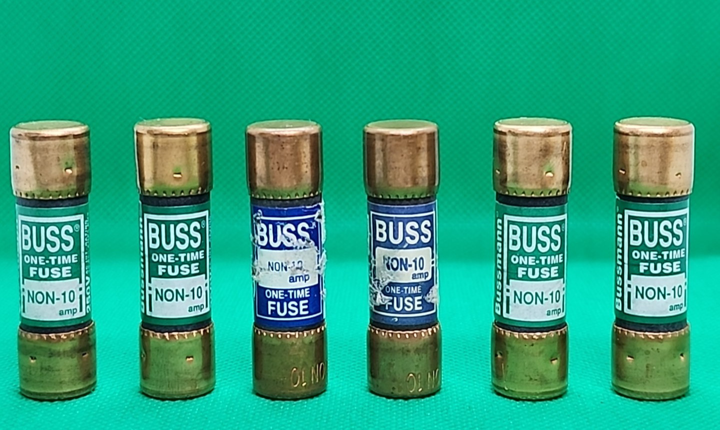 6x – BUSSMANN BUSS NON 10 250V 10A ONE TIME FUSE [2RE4-1]