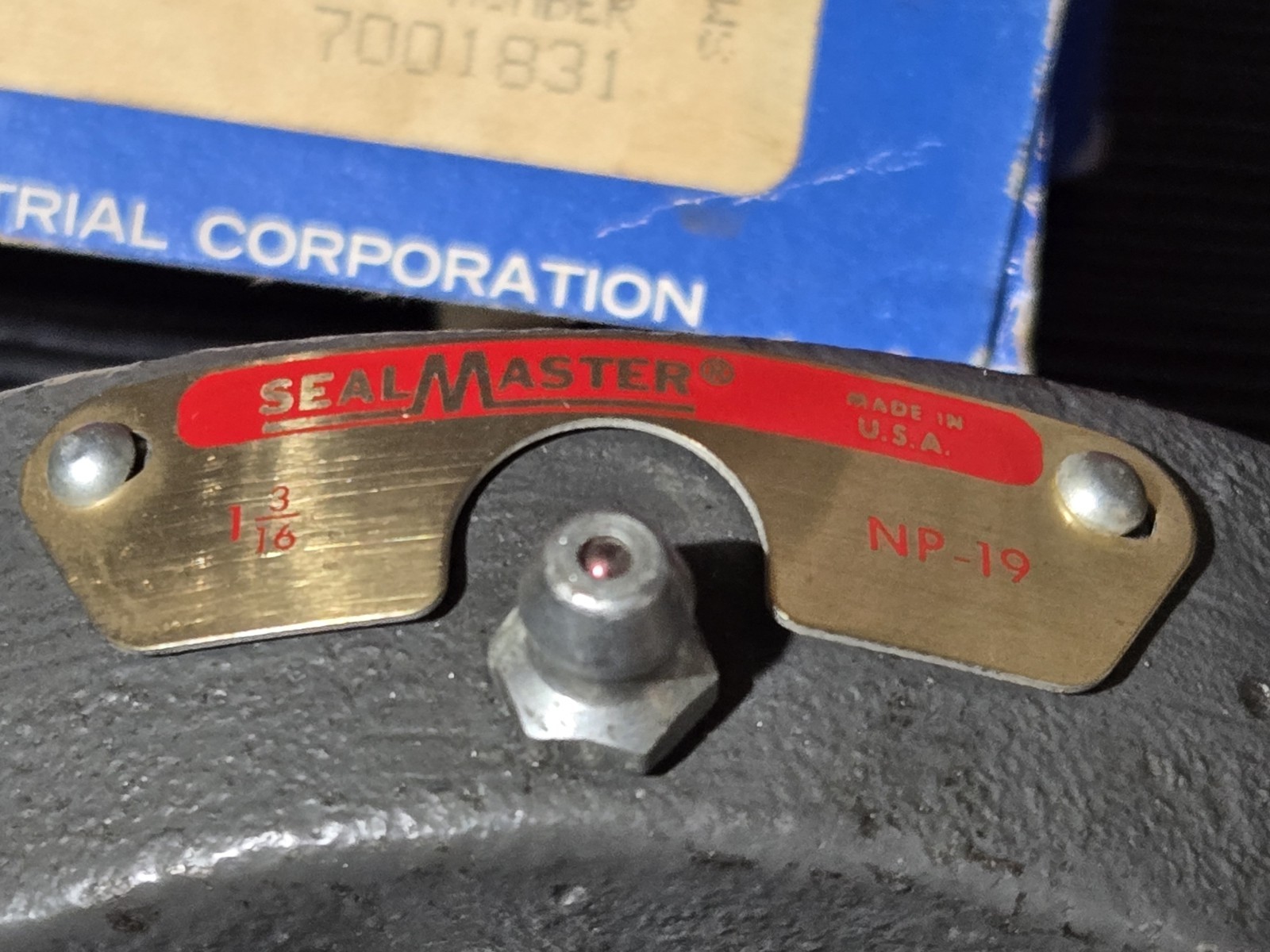 Sealmaster NP-19 Pillow Block Bearing 1-3/16″ Bore USA Made 7001831