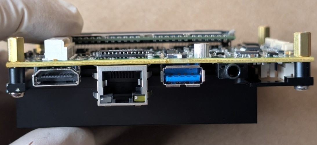 Axiomtek PICO316HGA-N4200 PICO-ITX Industrial SBC Intel Celeron N4200 8GB DDR3L