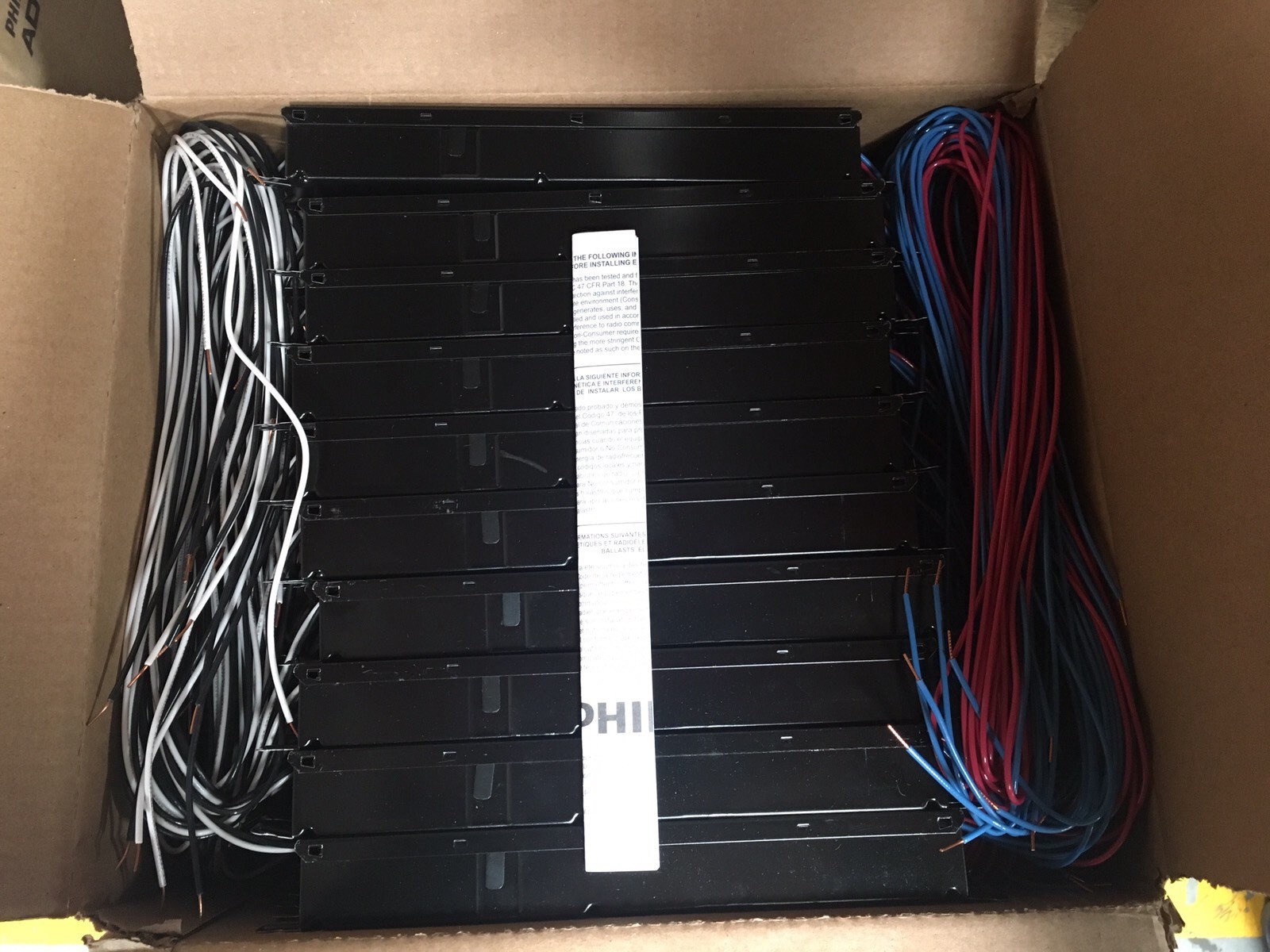 (30 Pack) Advance ICN-2P32-N Instant Start Electronic Ballast 120V to 277V