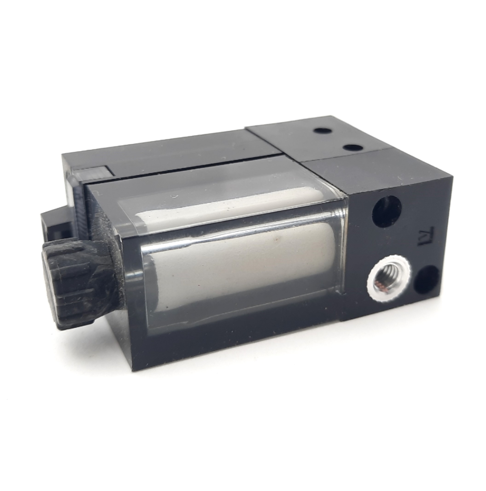 SMC ZSE2-0X-15 Vacuum Switch M5 x 0.8 NPN Open collector -101KPa-0KPa 12-24VDC