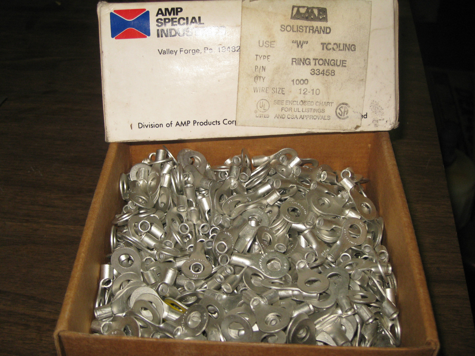 BOX (100) AMP Solistrand Electrical Connector Ring Tongue Copper 12-10 AWG 33458