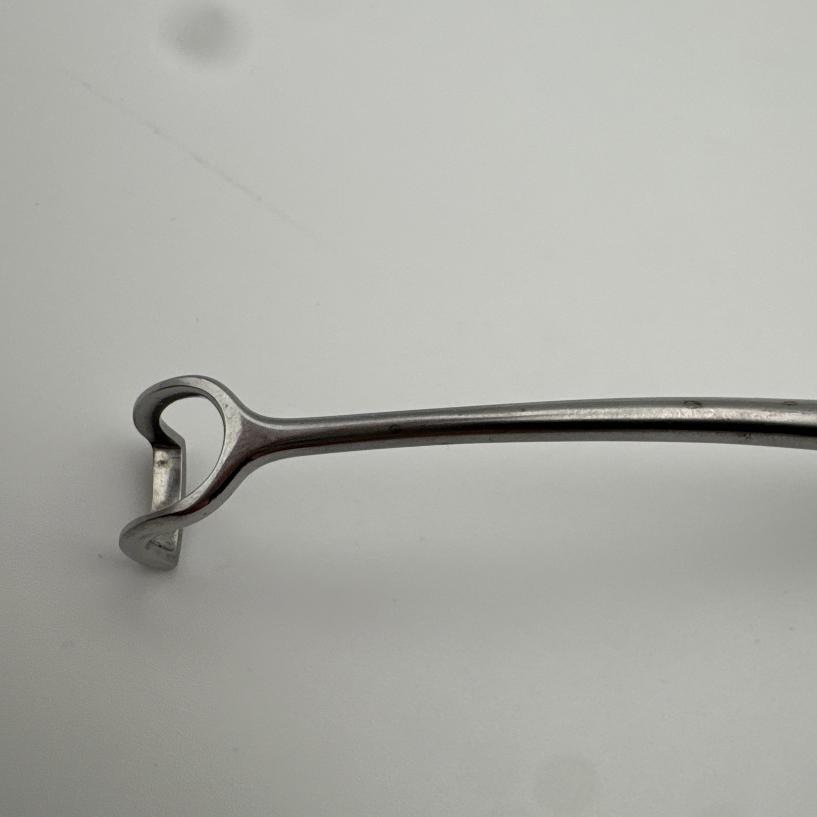 Storz N6010 Barnhill adenoid curette, size #0, reverse curved, 8.5»