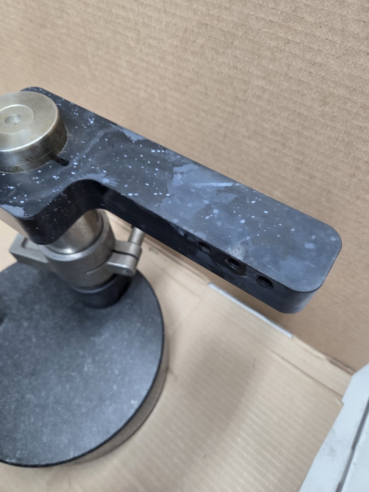 Heidenhain 244 154-01 MS 200 Gauge Stand, ø10in Base, ø3in x 10in Column