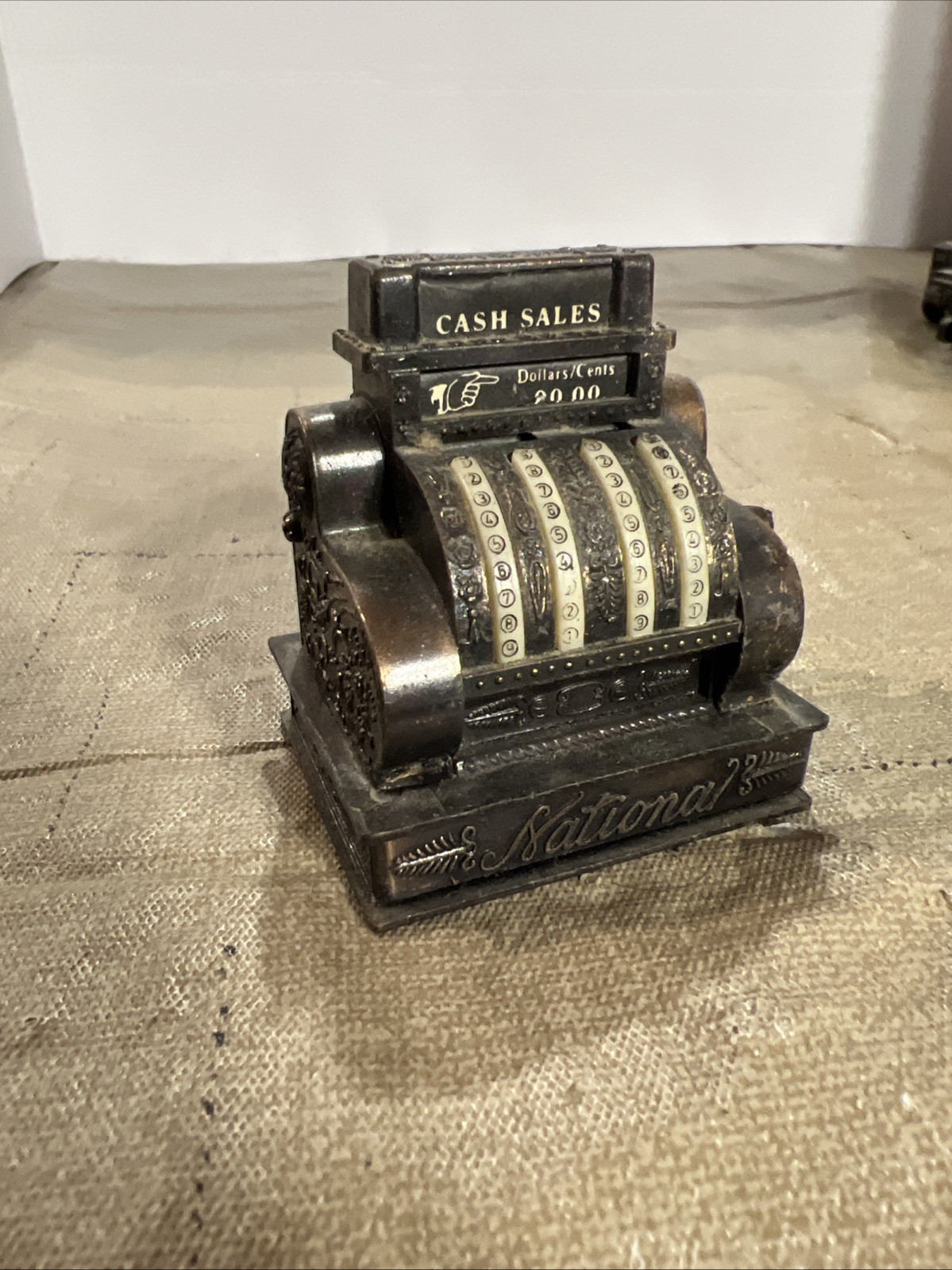 Vintage Metal Pencil Sharpener Old Fashioned National Cash Register 2″ Hong Kong