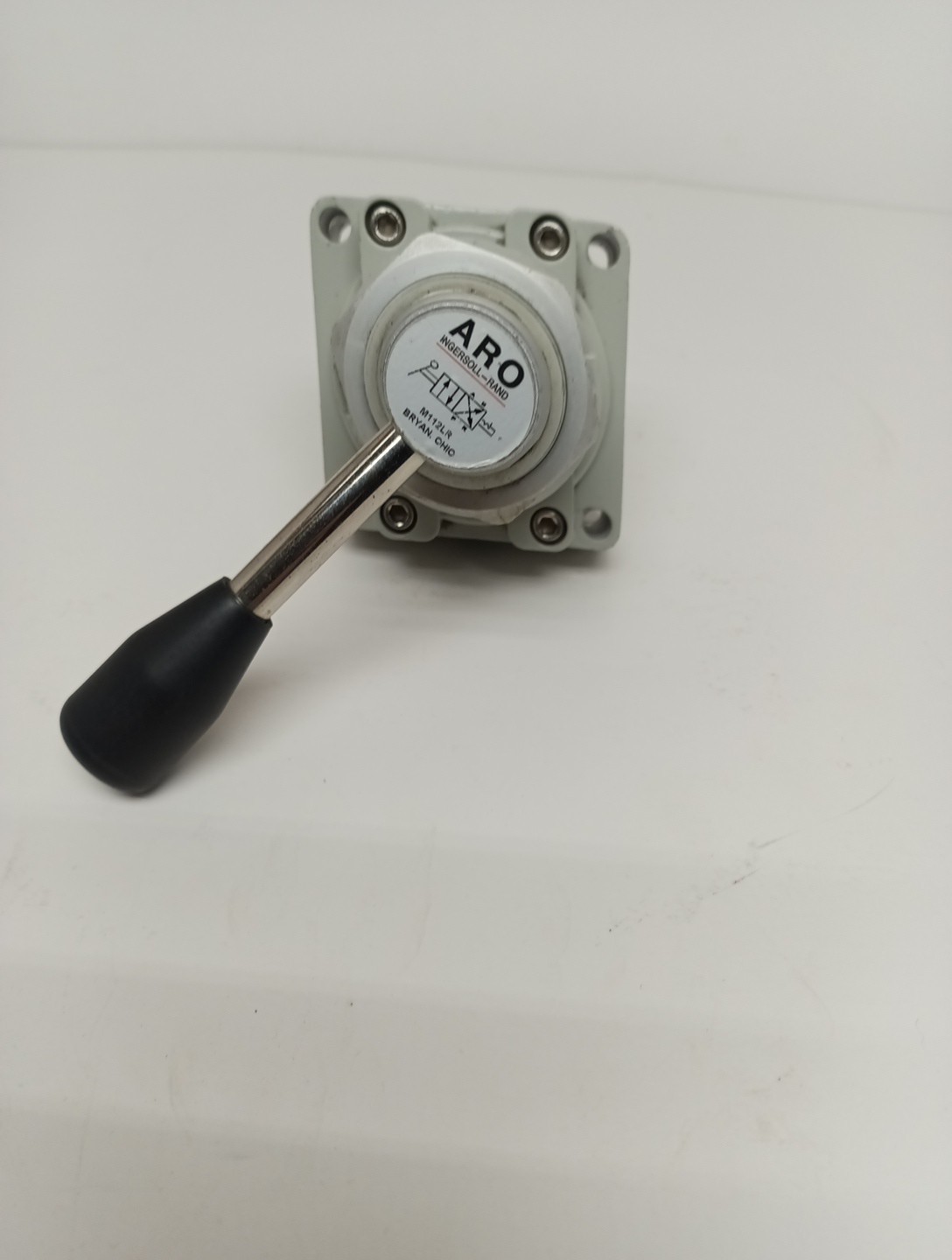 Aro M112lr Manual Air Control Valve,4-Way,1/4In Npt