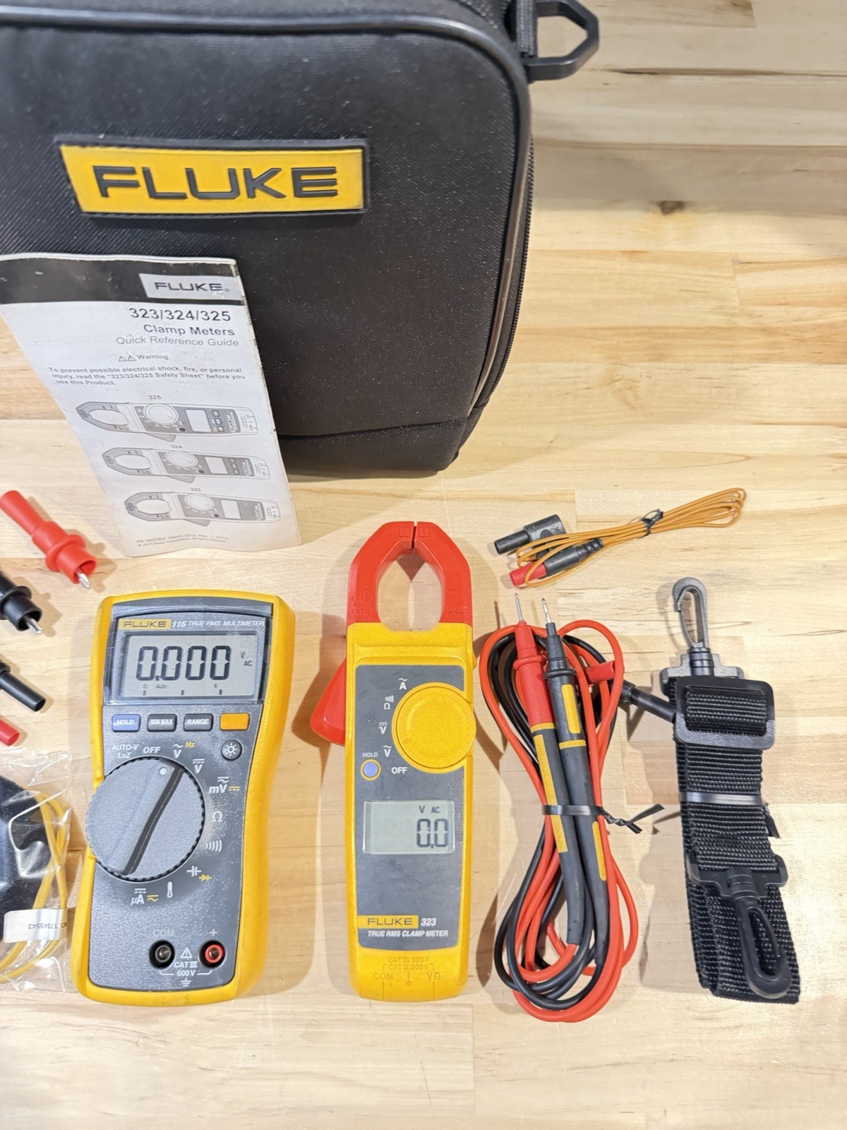 FLUKE 116/323 HVAC MULTIMETER COMBO KIT W/ ACCESSORIES (TESTED) SHIPS FAST
